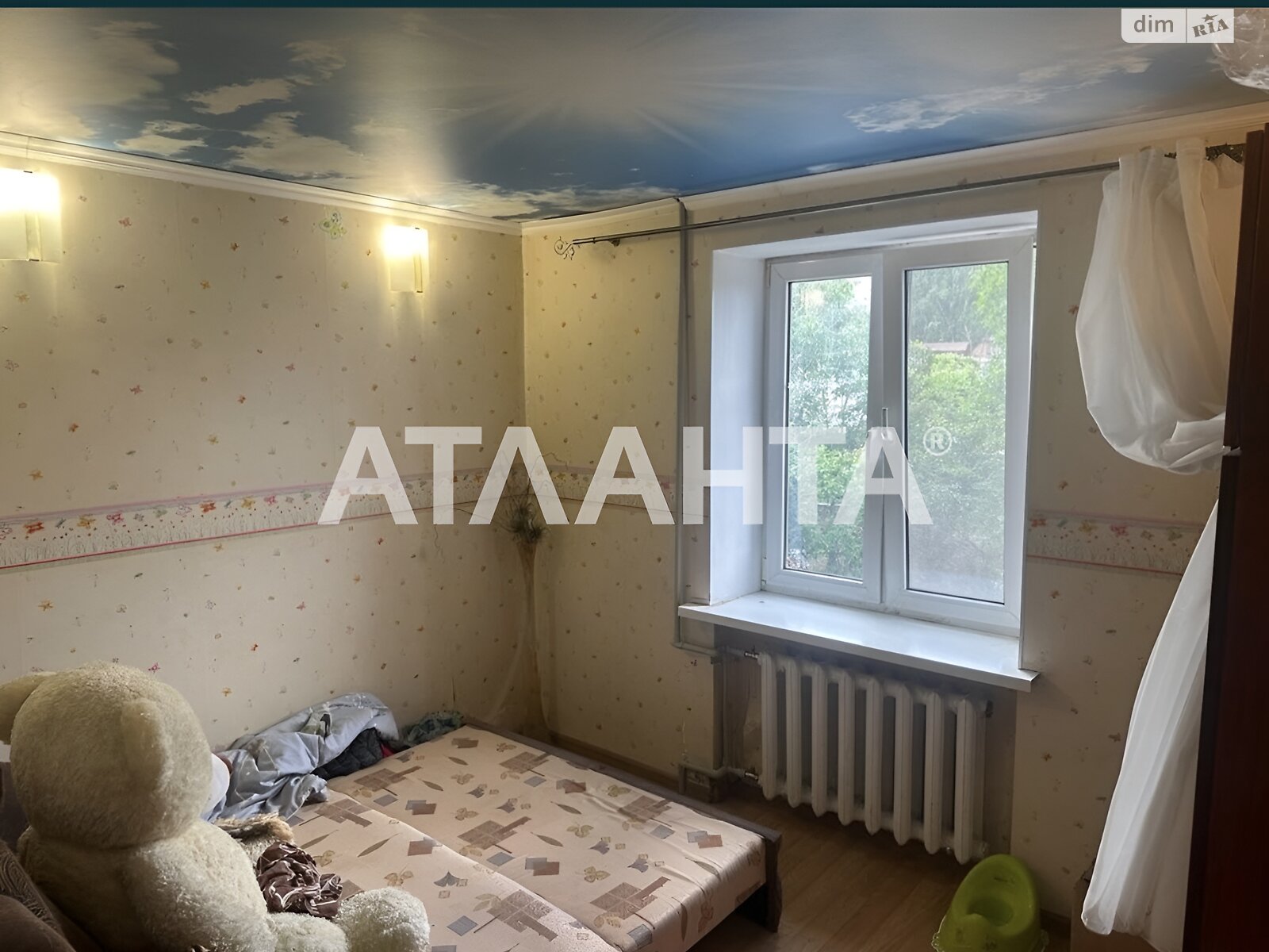 Продажа трехкомнатной квартиры в Одессе, на ул. Бугаевская, район Хаджибейский фото 1 Продажа трехкомнатной квартиры в Одессе, на ул. Бугаевская, район Хаджибейский фото 1