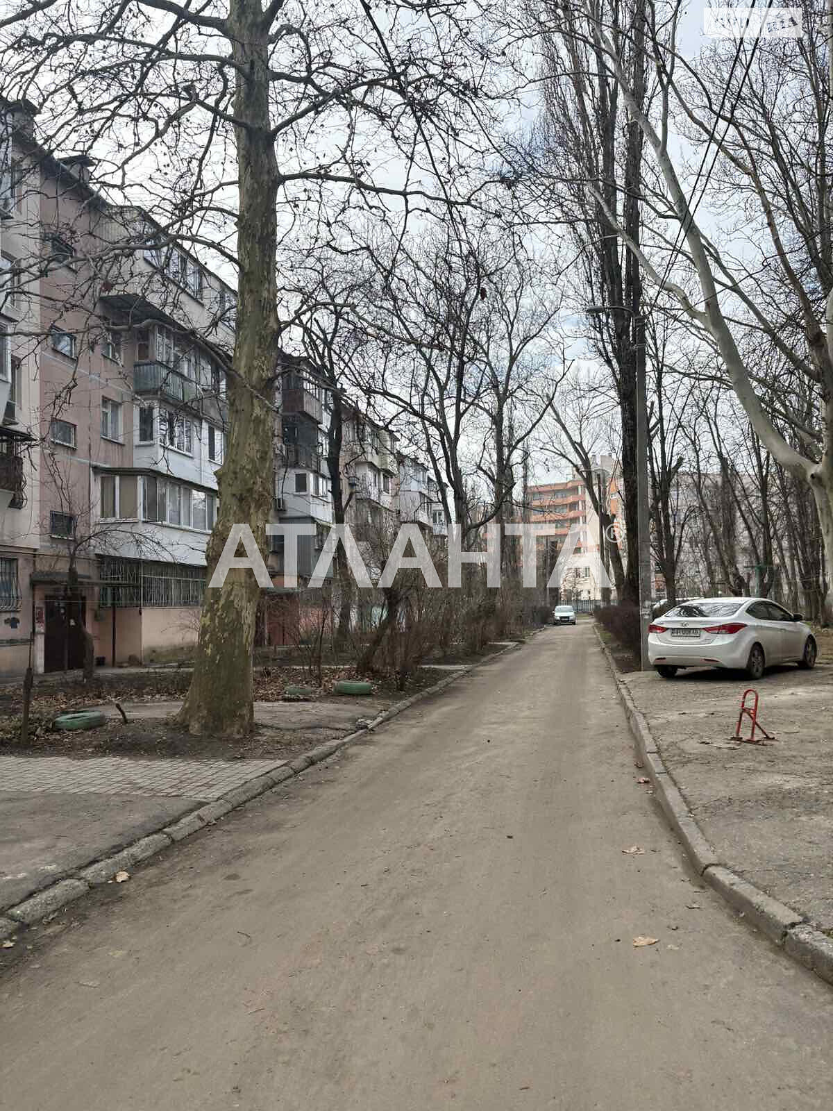 Продажа трехкомнатной квартиры в Одессе, на ул. Ицхака Рабина, район Хаджибейский фото 1