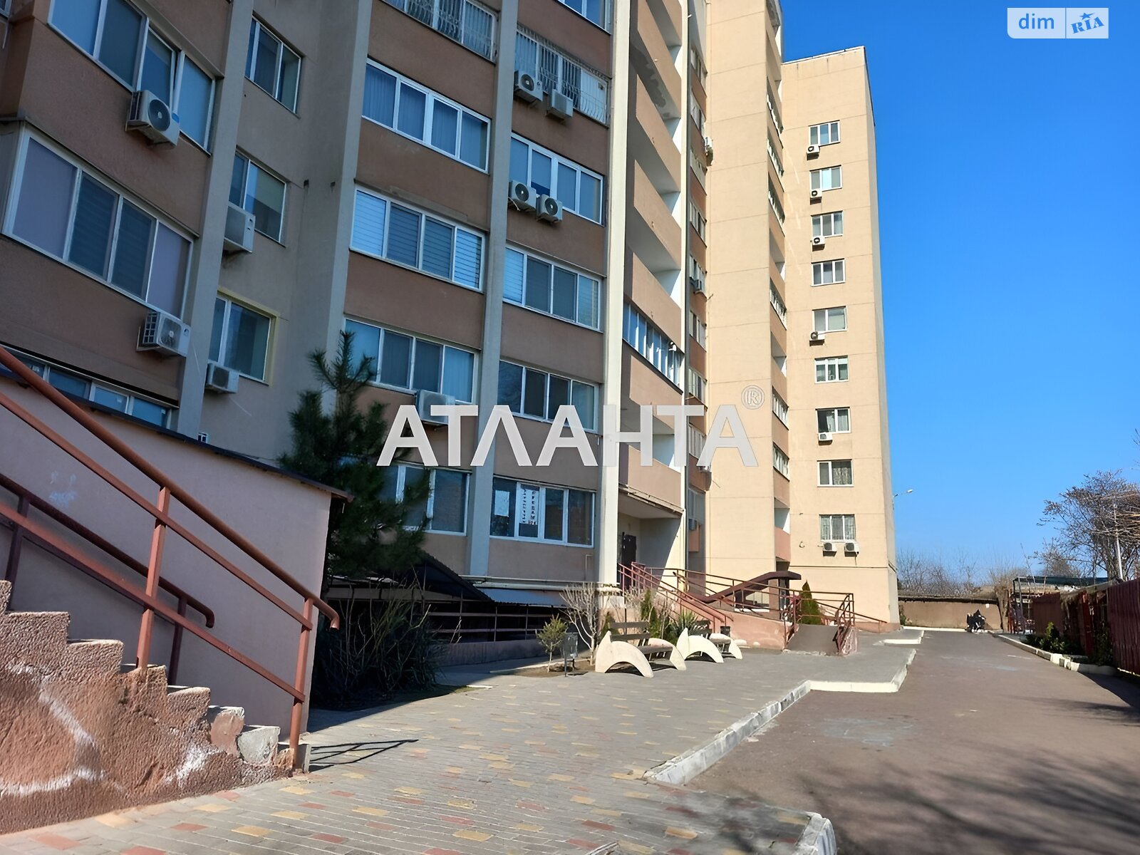 Продаж однокімнатної квартири в Одесі, на пров. Іспанський 2А, район Хаджибейський фото 1 Продаж однокімнатної квартири в Одесі, на пров. Іспанський 2А, район Хаджибейський фото 1