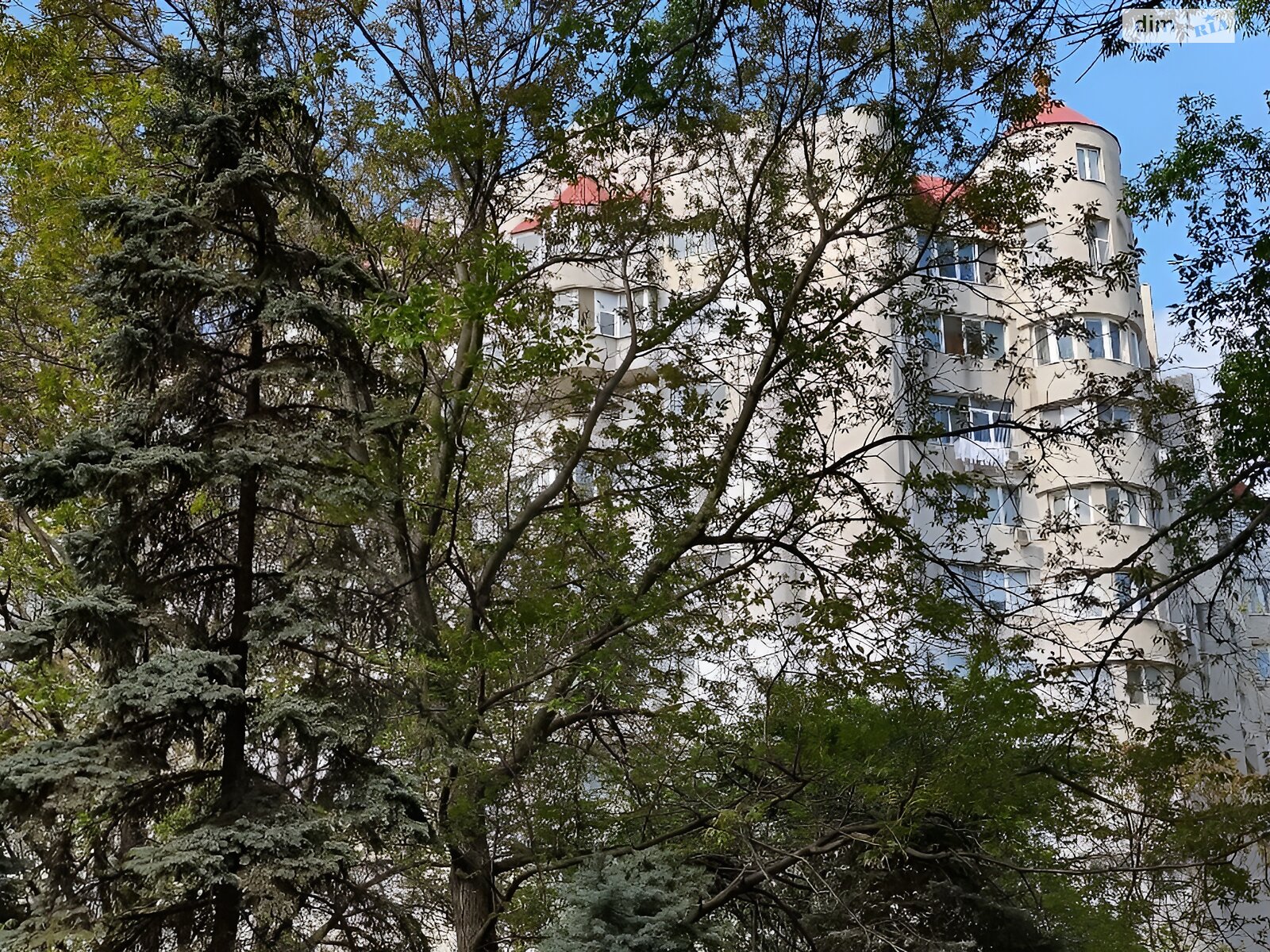 Продажа трехкомнатной квартиры в Одессе, на ул. Комитетская, район Хаджибейский фото 1 Продажа трехкомнатной квартиры в Одессе, на ул. Комитетская, район Хаджибейский фото 1