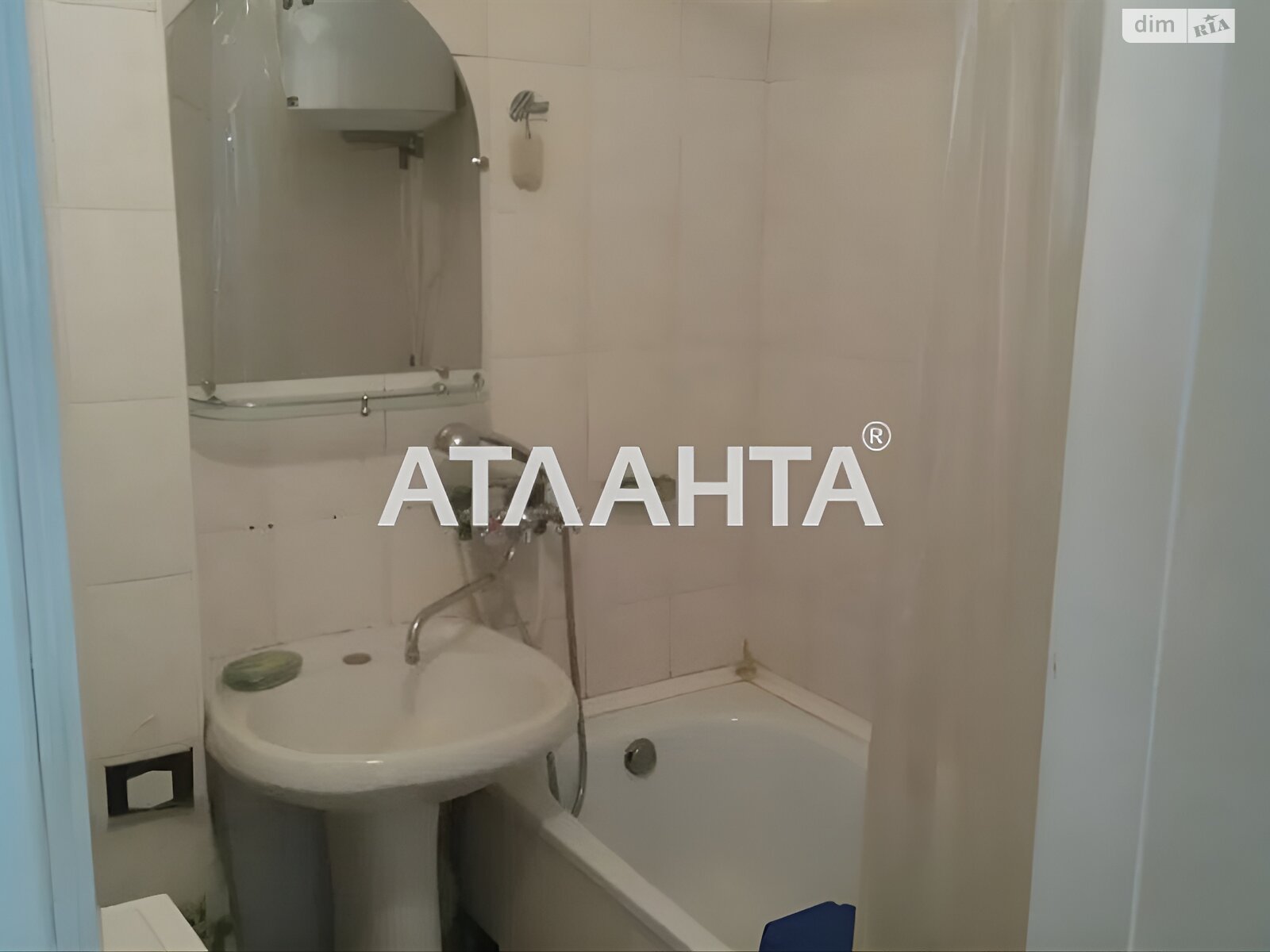 Продаж двокімнатної квартири в Одесі, на вул. Космонавтів, район Хаджибейський фото 1 Продаж двокімнатної квартири в Одесі, на вул. Космонавтів, район Хаджибейський фото 1