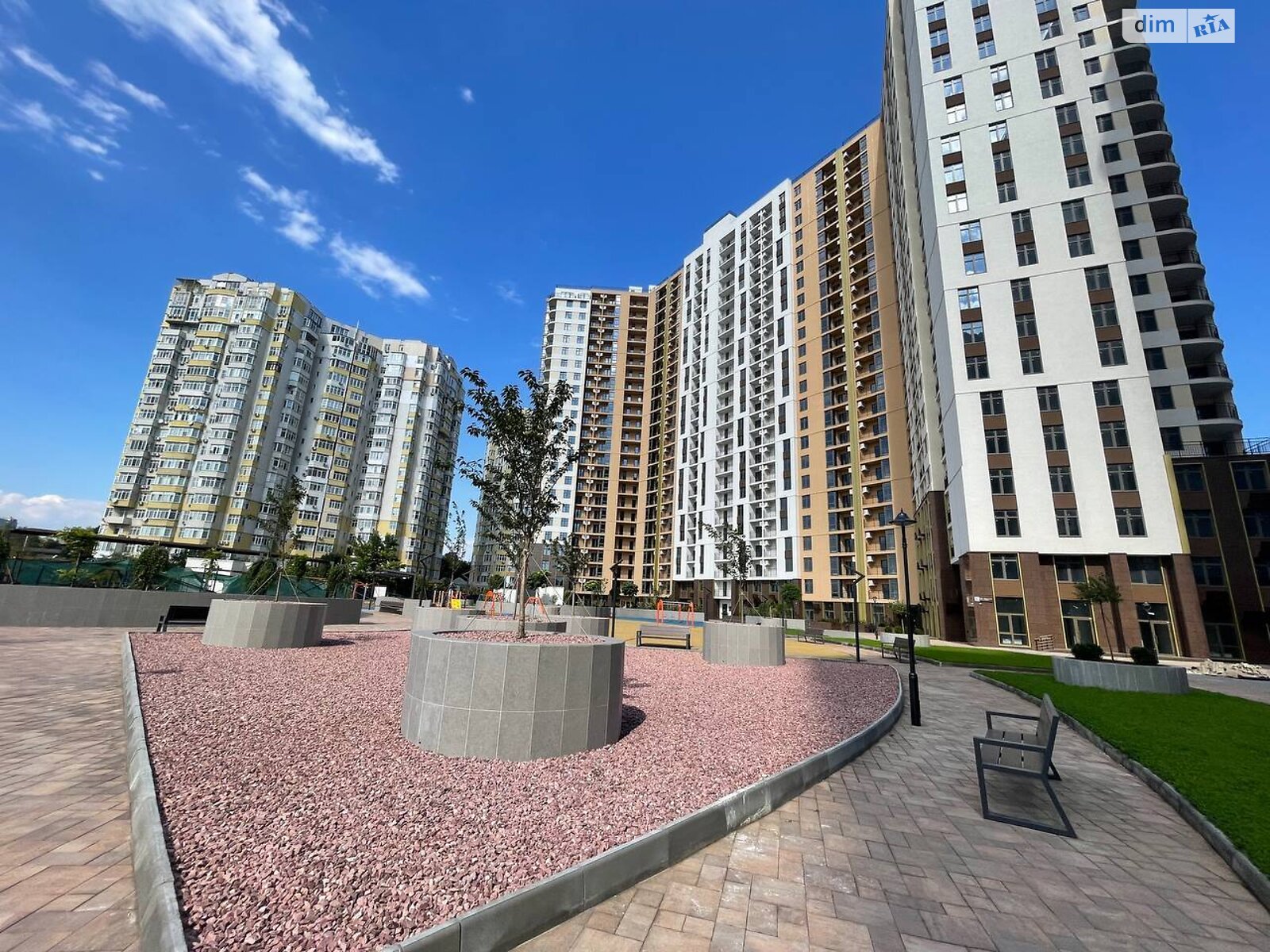 Продажа однокомнатной квартиры в Одессе, на ул. Краснова, район Хаджибейский фото 1 Продажа однокомнатной квартиры в Одессе, на ул. Краснова, район Хаджибейский фото 1