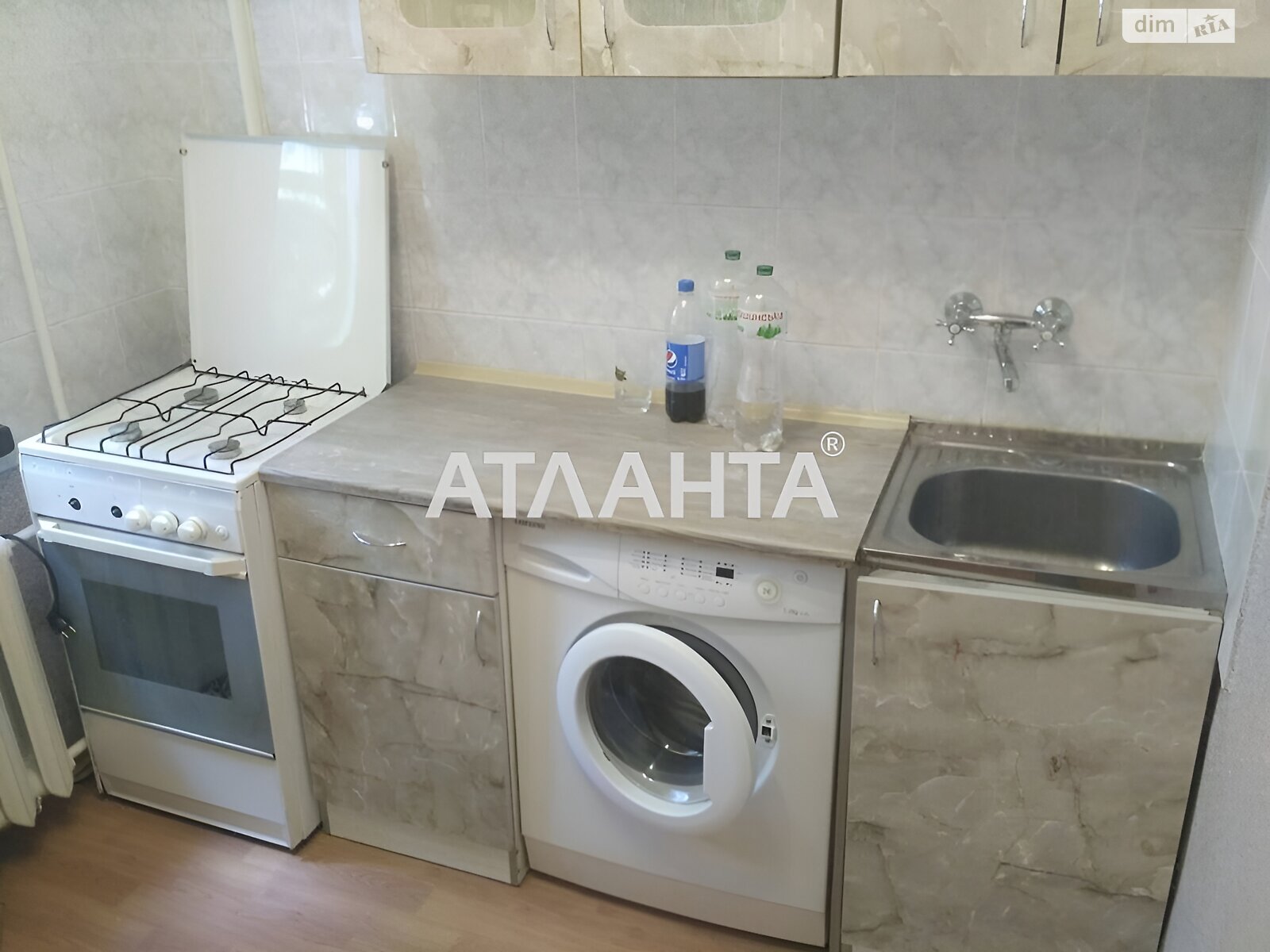 Продаж однокімнатної квартири в Одесі, на вул. Краснова, район Хаджибейський фото 1 Продаж однокімнатної квартири в Одесі, на вул. Краснова, район Хаджибейський фото 1