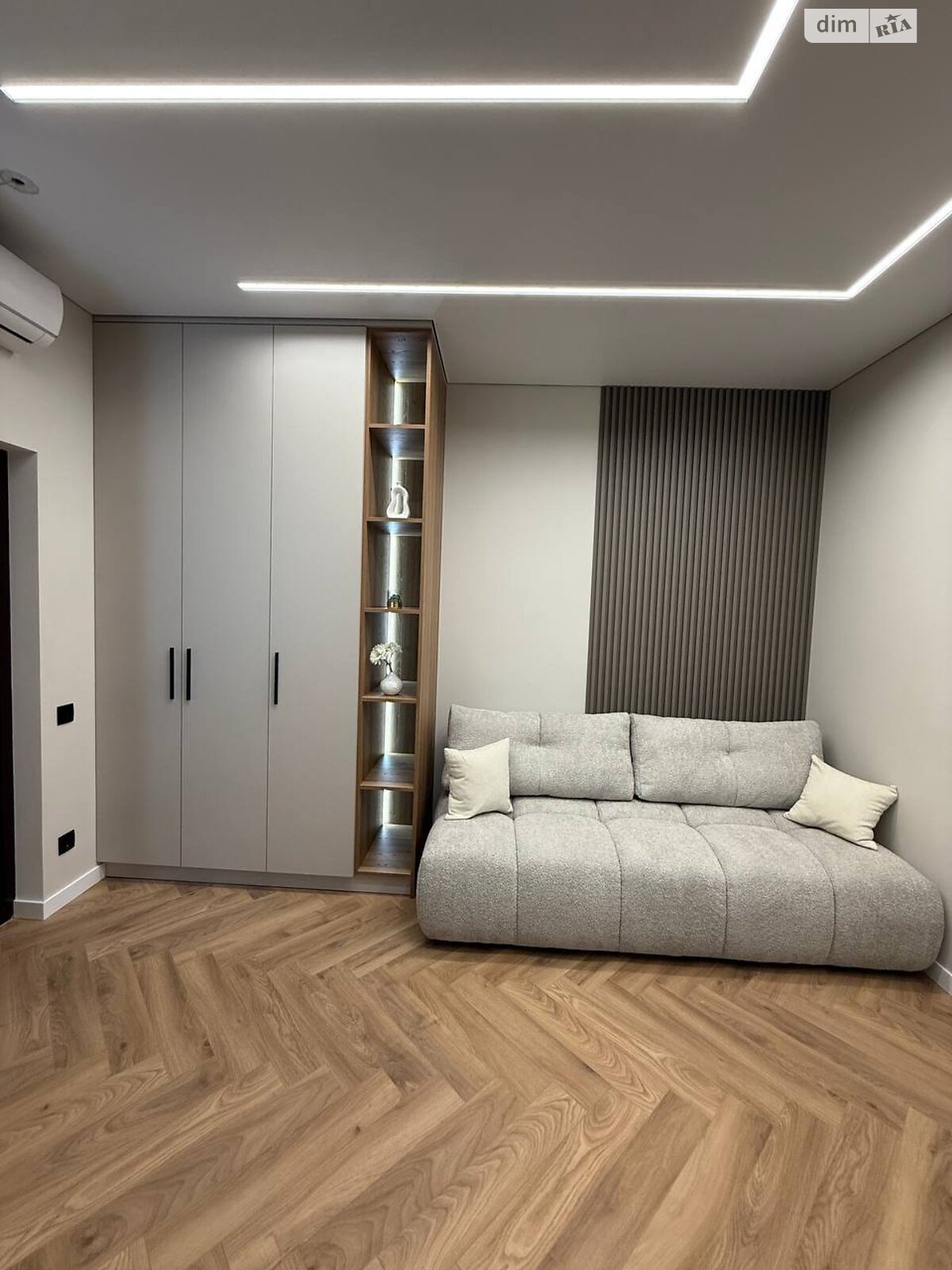 Продаж однокімнатної квартири в Одесі, на вул. Краснова 3 корпус 60, кв. 501, район Хаджибейський фото 1 Продаж однокімнатної квартири в Одесі, на вул. Краснова 3 корпус 60, кв. 501, район Хаджибейський фото 1