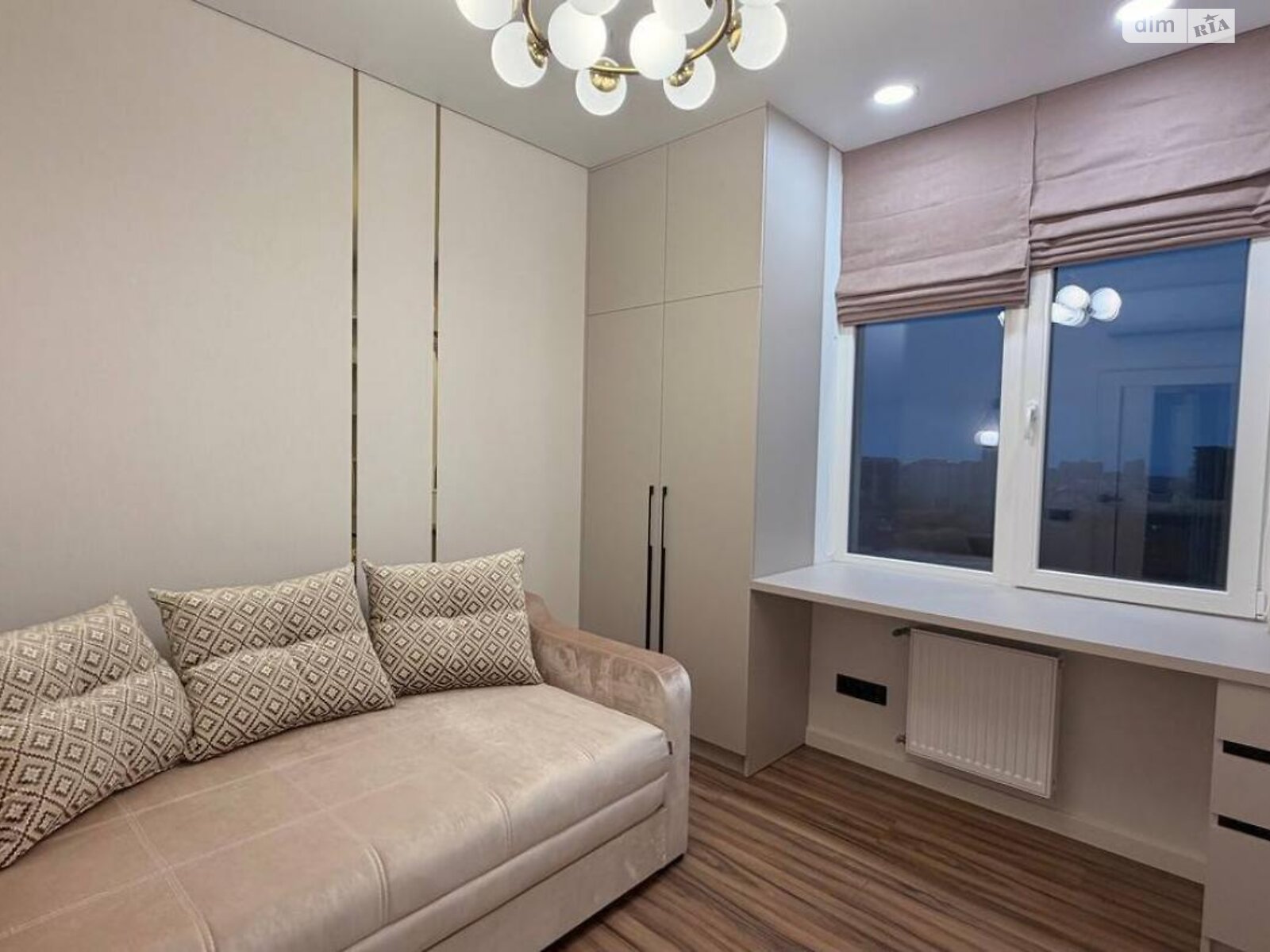 Продажа двухкомнатной квартиры в Одессе, на ул. Краснова, район Хаджибейский фото 1 Продажа двухкомнатной квартиры в Одессе, на ул. Краснова, район Хаджибейский фото 1