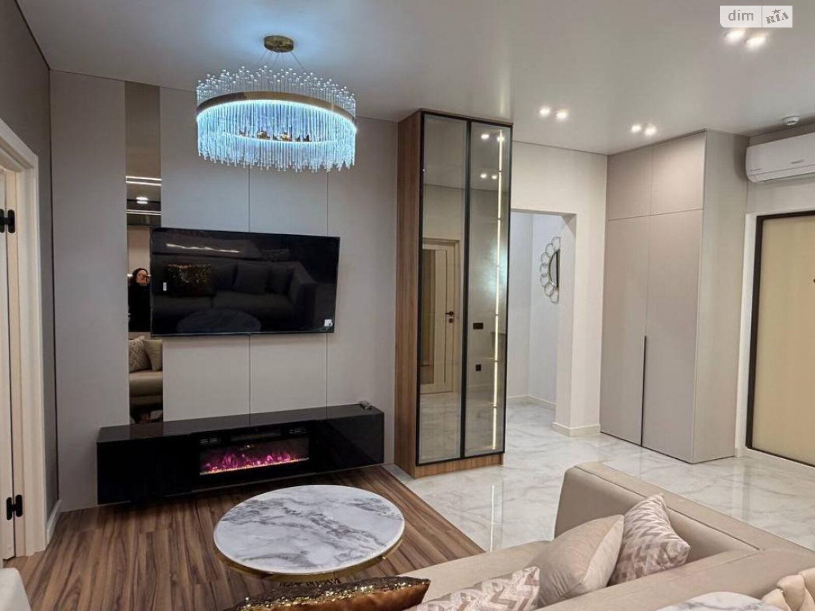 Продажа двухкомнатной квартиры в Одессе, на ул. Краснова, район Хаджибейский фото 1 Продажа двухкомнатной квартиры в Одессе, на ул. Краснова, район Хаджибейский фото 1