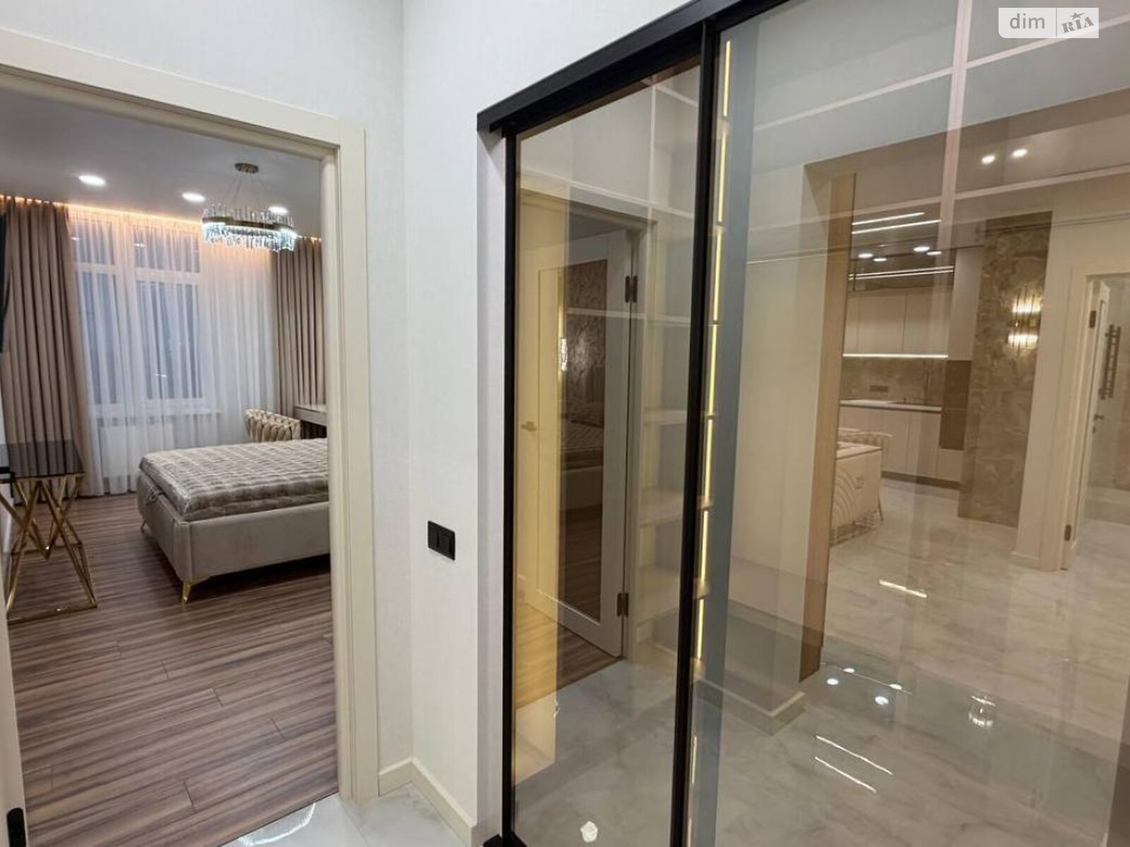 Продажа двухкомнатной квартиры в Одессе, на ул. Краснова, район Хаджибейский фото 1 Продажа двухкомнатной квартиры в Одессе, на ул. Краснова, район Хаджибейский фото 1