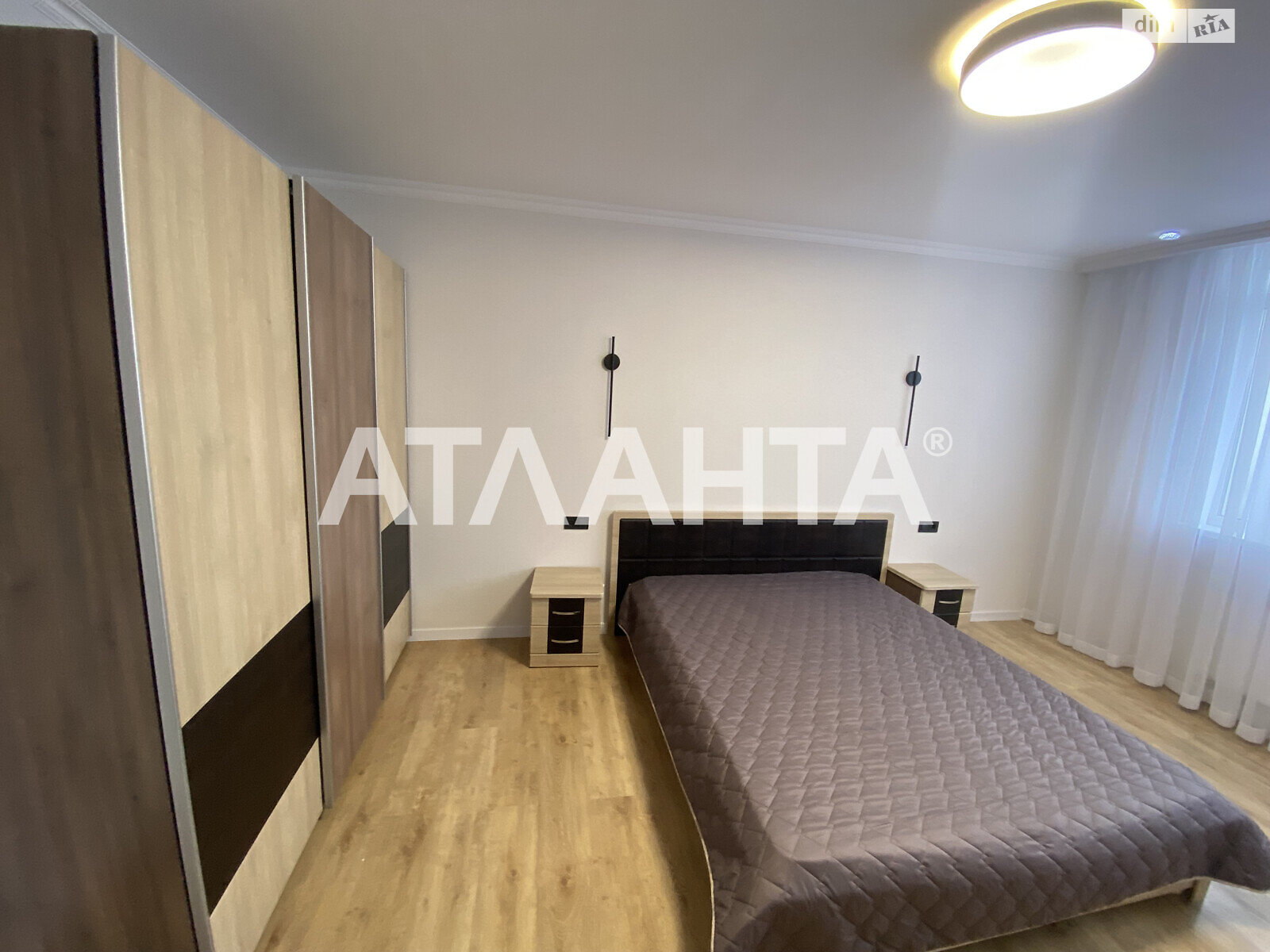 Продаж двокімнатної квартири в Одесі, на вул. Якова Бреуса 63/1, район Хаджибейський фото 1 Продаж двокімнатної квартири в Одесі, на вул. Якова Бреуса 63/1, район Хаджибейський фото 1