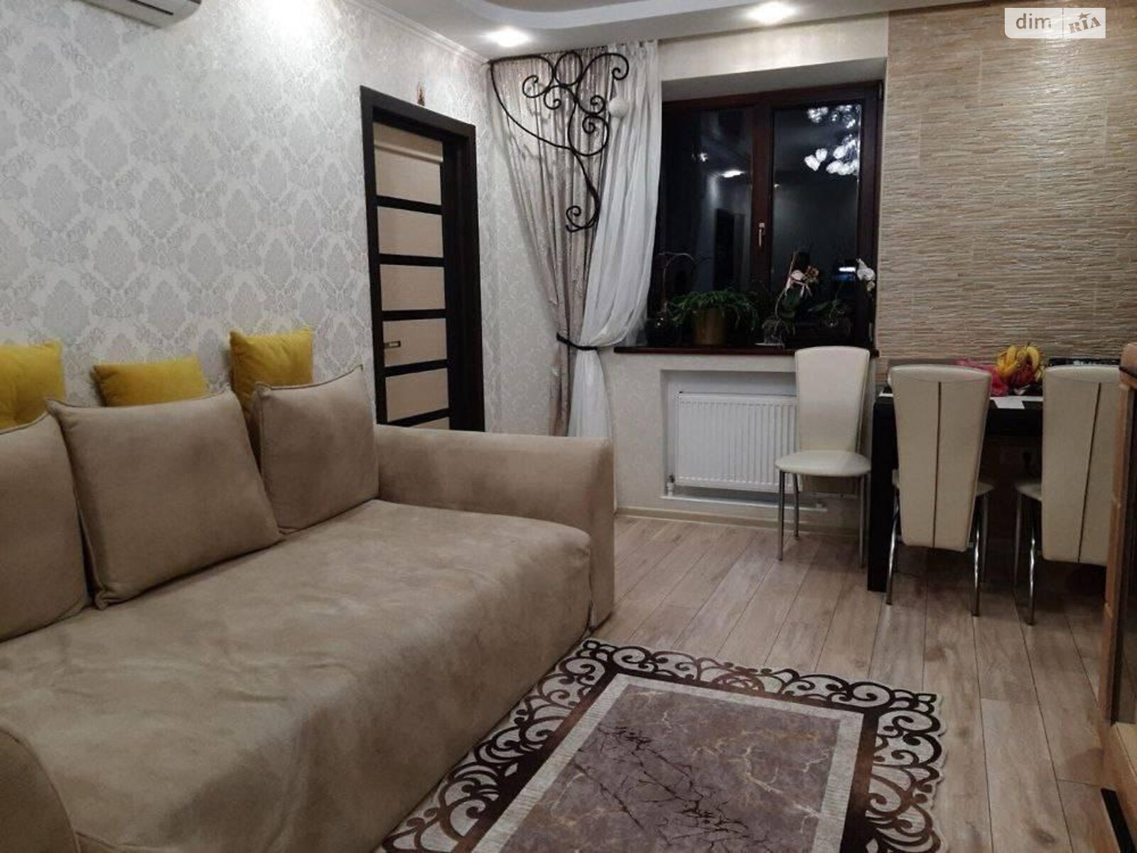 Продажа трехкомнатной квартиры в Одессе, на ул. Маршала Малиновского, район Хаджибейский фото 1