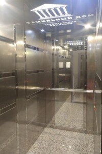 Продажа однокомнатной квартиры в Одессе, на ул. Алексея Вадатурского 18, район Хаджибейский фото 2