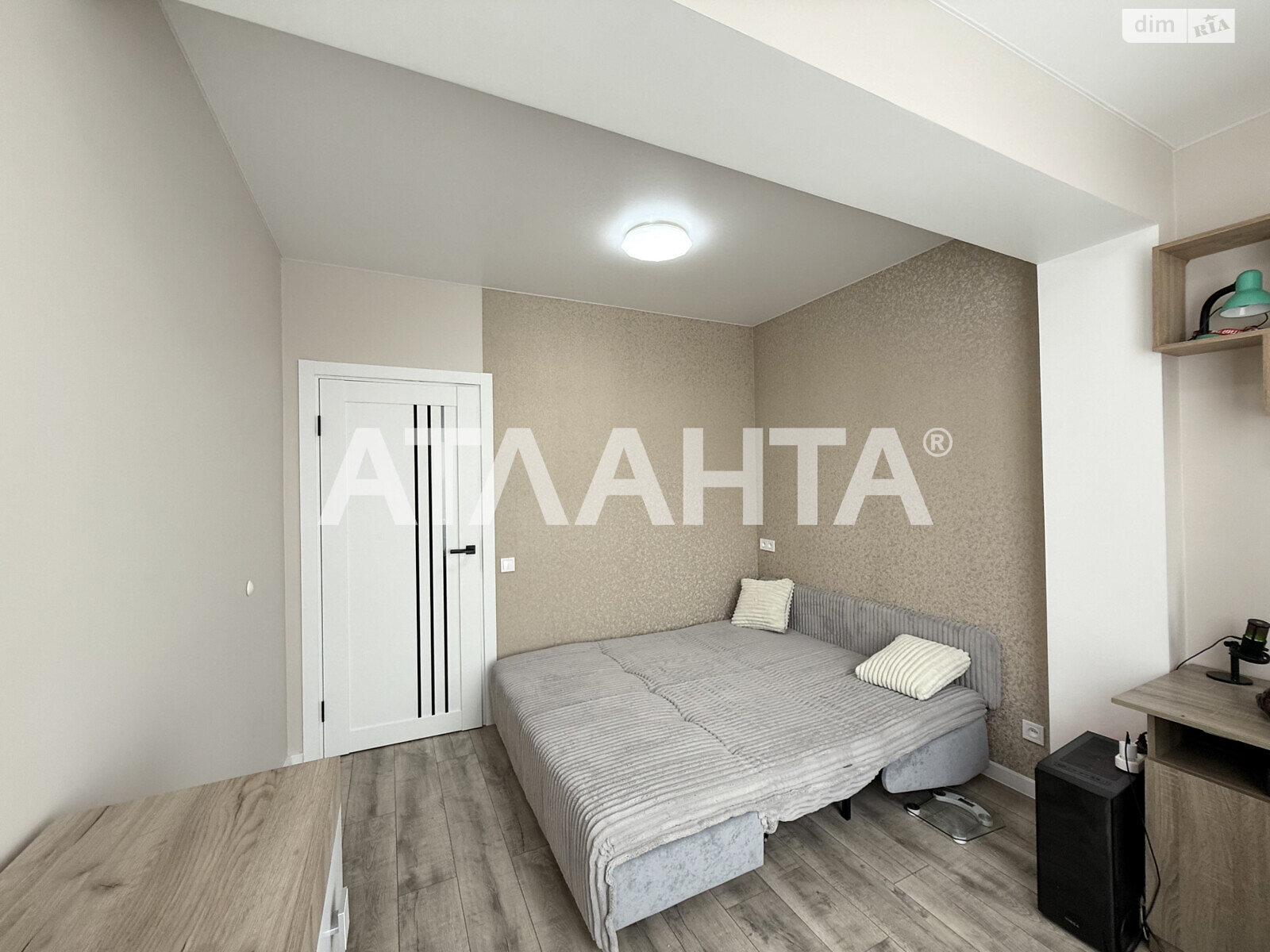 Продаж однокімнатної квартири в Одесі, на вул. Олексія Вадатурського 18, район Хаджибейський фото 1 Продаж однокімнатної квартири в Одесі, на вул. Олексія Вадатурського 18, район Хаджибейський фото 1