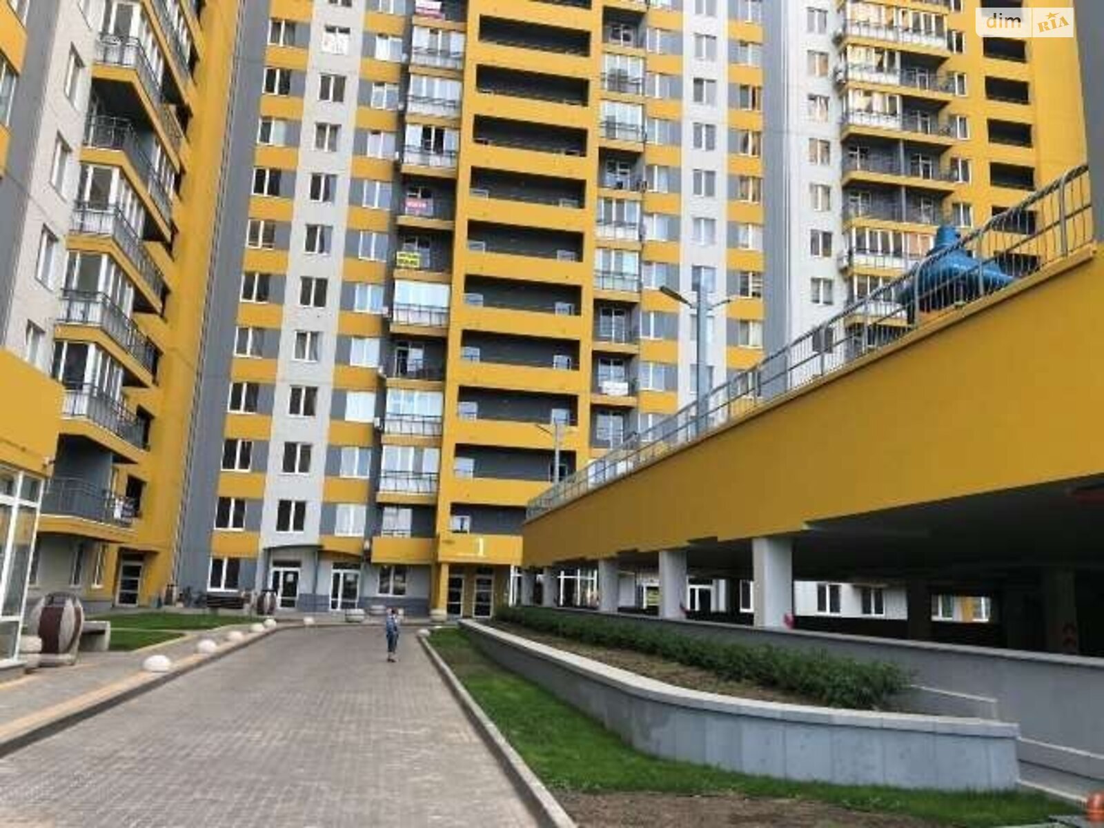 Продажа трехкомнатной квартиры в Одессе, на ул. Михайловская 8, район Хаджибейский фото 1