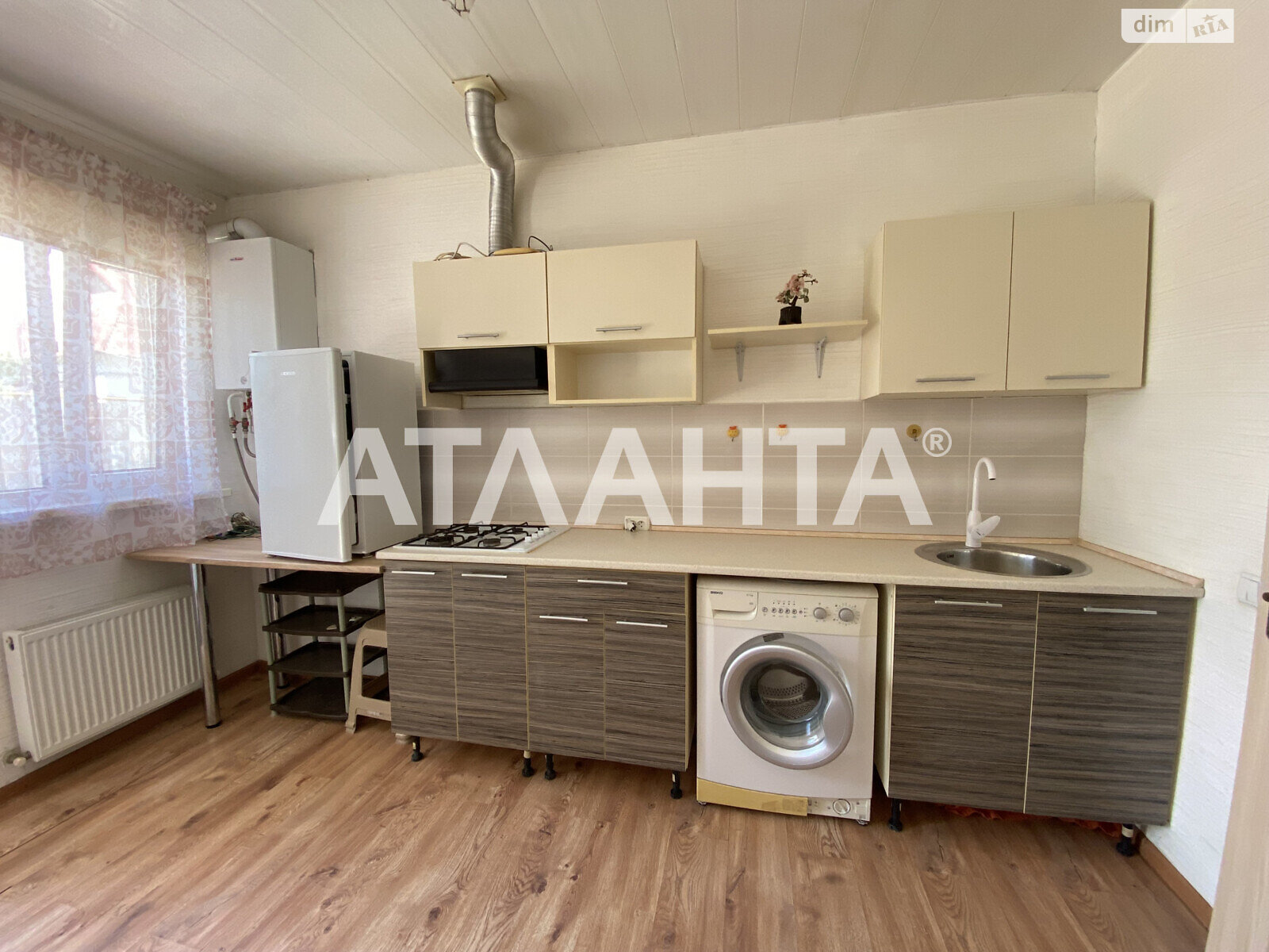 Продаж однокімнатної квартири в Одесі, на 1-й пров. Моторний, район Хаджибейський фото 1 Продаж однокімнатної квартири в Одесі, на 1-й пров. Моторний, район Хаджибейський фото 1