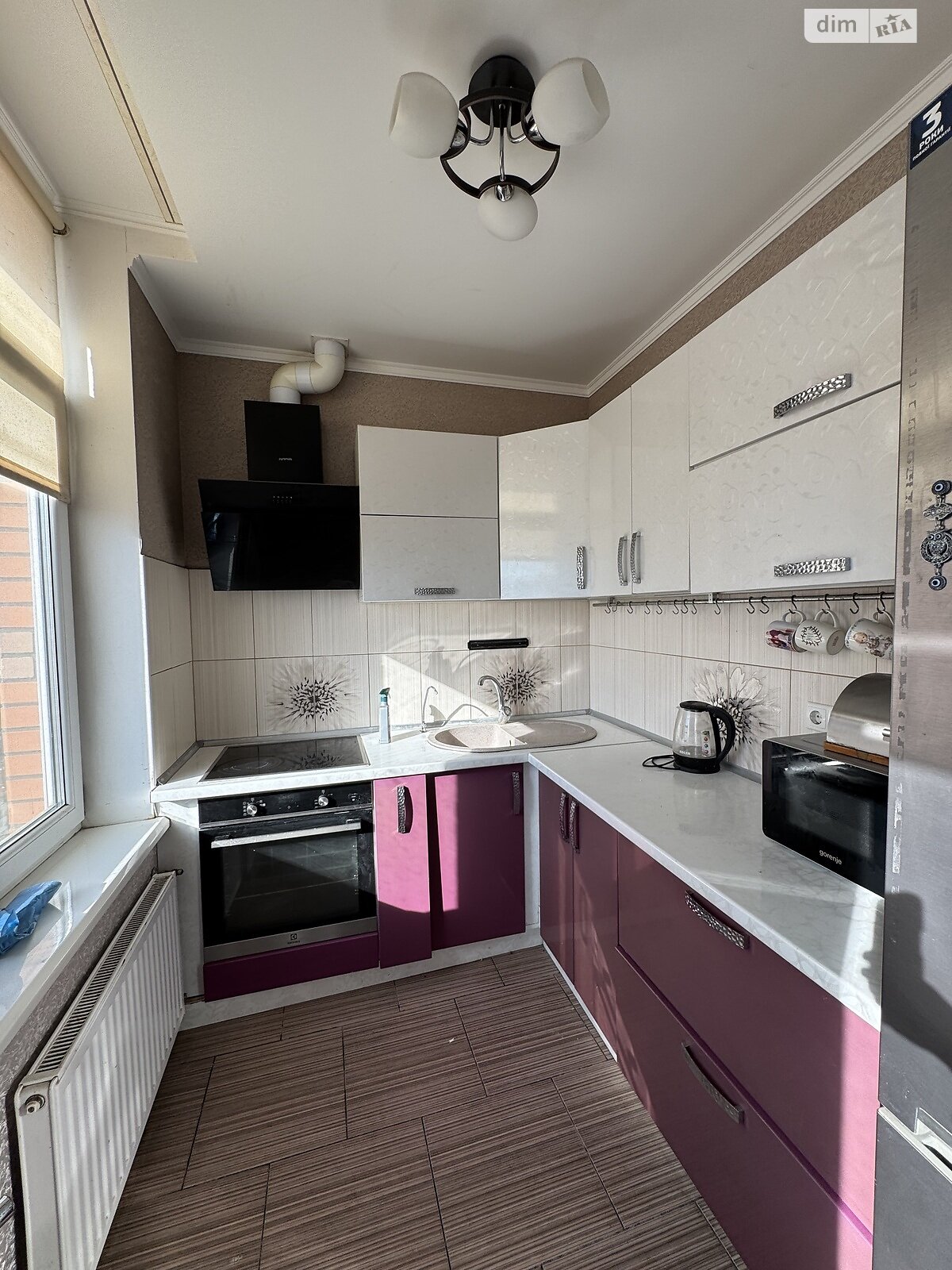 Продаж чотирикімнатної квартири в Одесі, на вул. Середня 24 корпус 4, район Хаджибейський фото 1 Продаж чотирикімнатної квартири в Одесі, на вул. Середня 24 корпус 4, район Хаджибейський фото 1