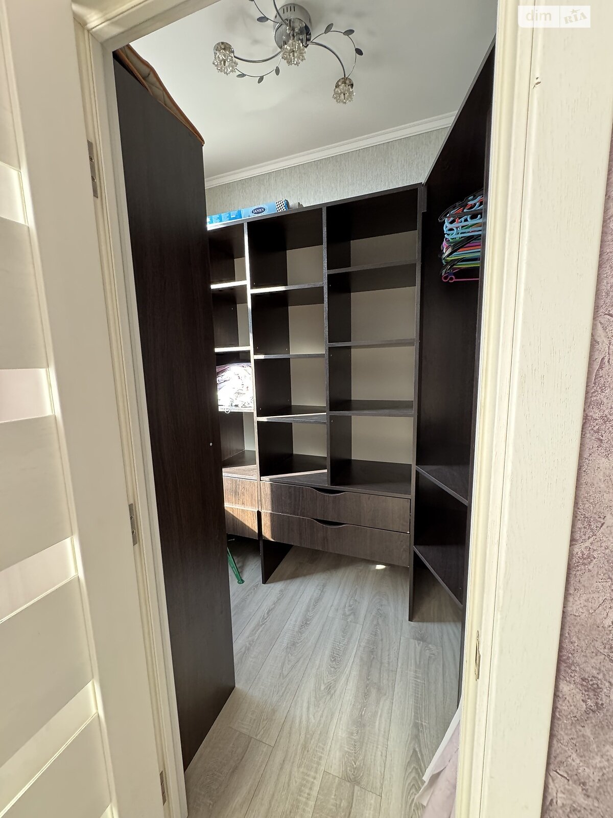 Продаж чотирикімнатної квартири в Одесі, на вул. Середня 24 корпус 4, район Хаджибейський фото 1 Продаж чотирикімнатної квартири в Одесі, на вул. Середня 24 корпус 4, район Хаджибейський фото 1