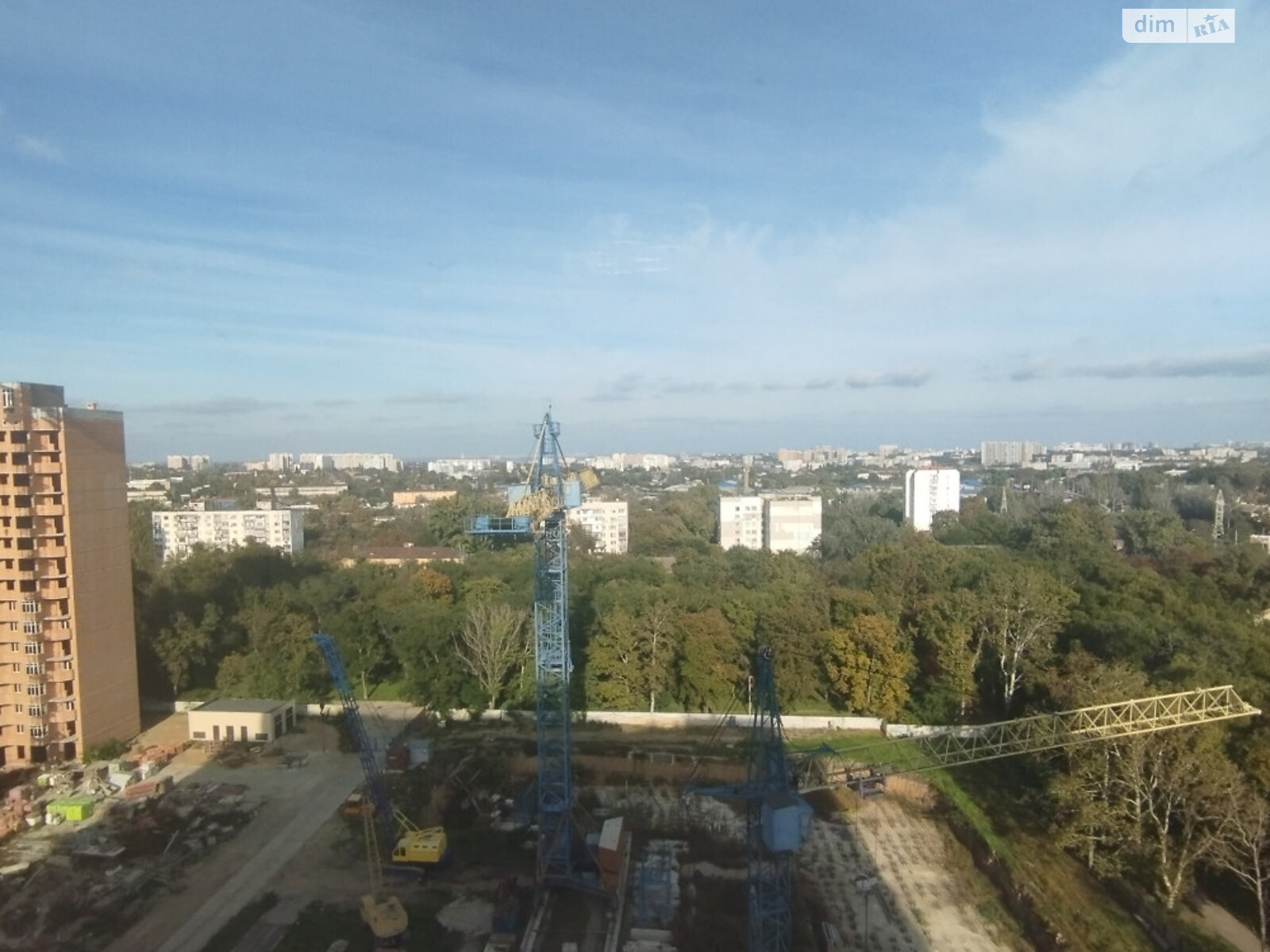 Продаж трикімнатної квартири в Одесі, на дор. Овідіопольська, район Хаджибейський фото 1 Продаж трикімнатної квартири в Одесі, на дор. Овідіопольська, район Хаджибейський фото 1