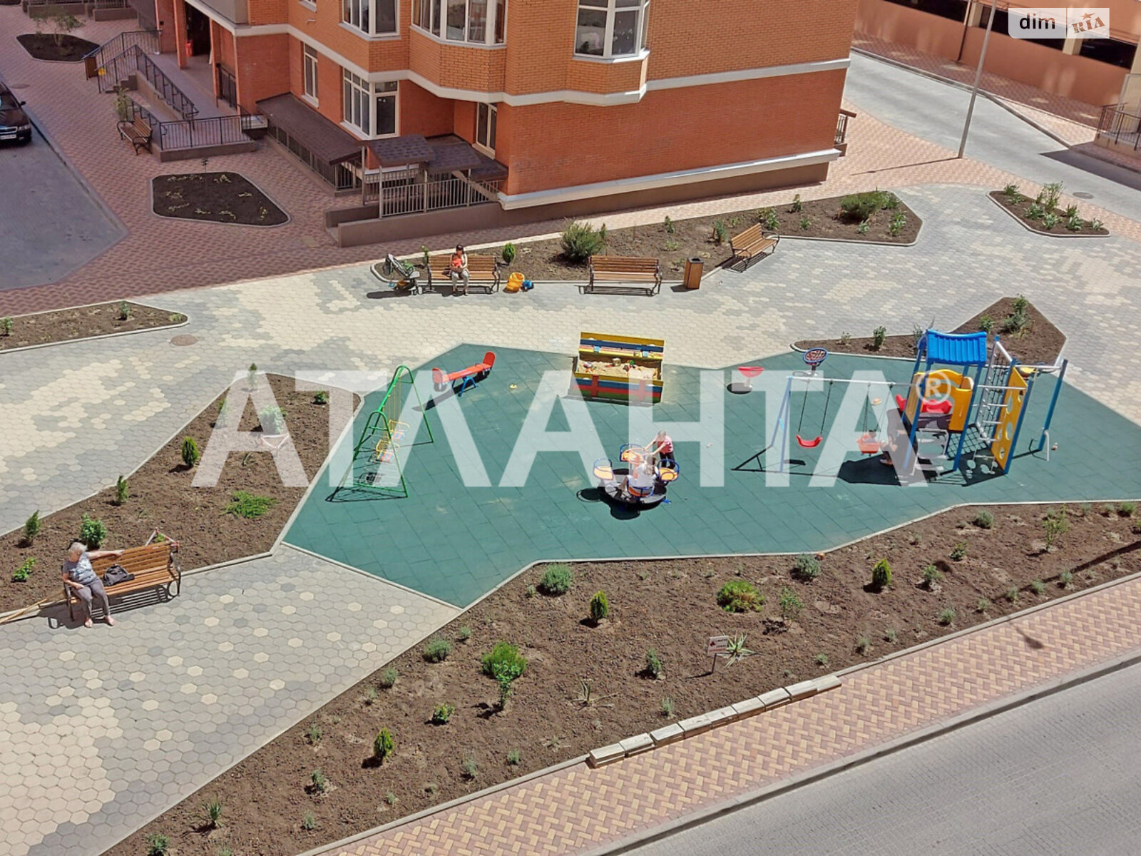 Продаж трикімнатної квартири в Одесі, на дор. Овідіопольська 32, район Хаджибейський фото 1 Продаж трикімнатної квартири в Одесі, на дор. Овідіопольська 32, район Хаджибейський фото 1
