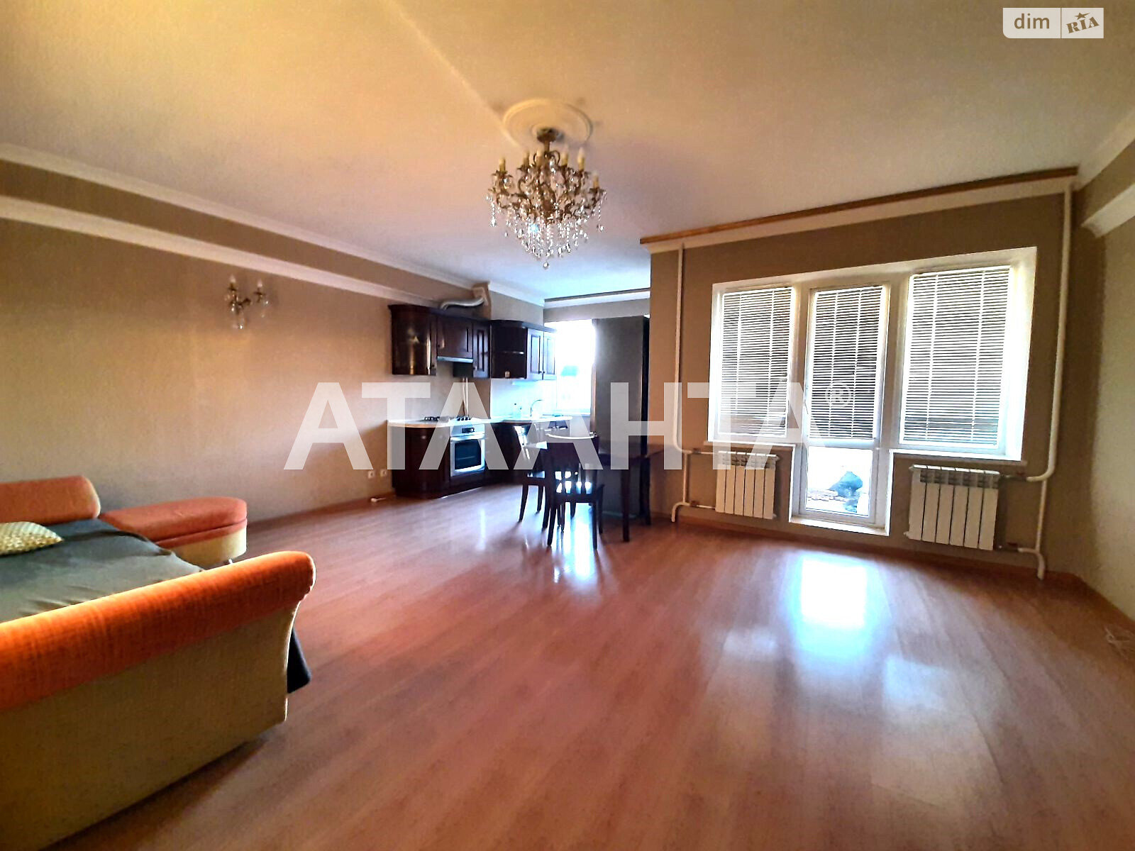 Продажа трехкомнатной квартиры в Одессе, на ул. Парковая, район Хаджибейский фото 1