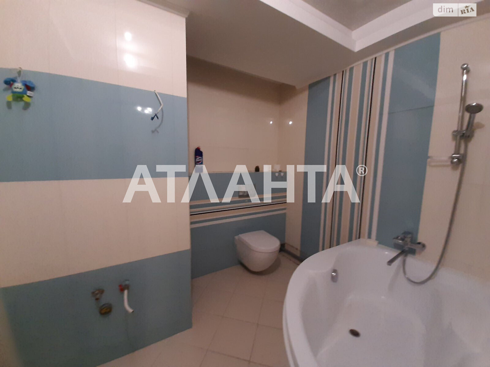 Продажа трехкомнатной квартиры в Одессе, на ул. Парковая, район Хаджибейский фото 1