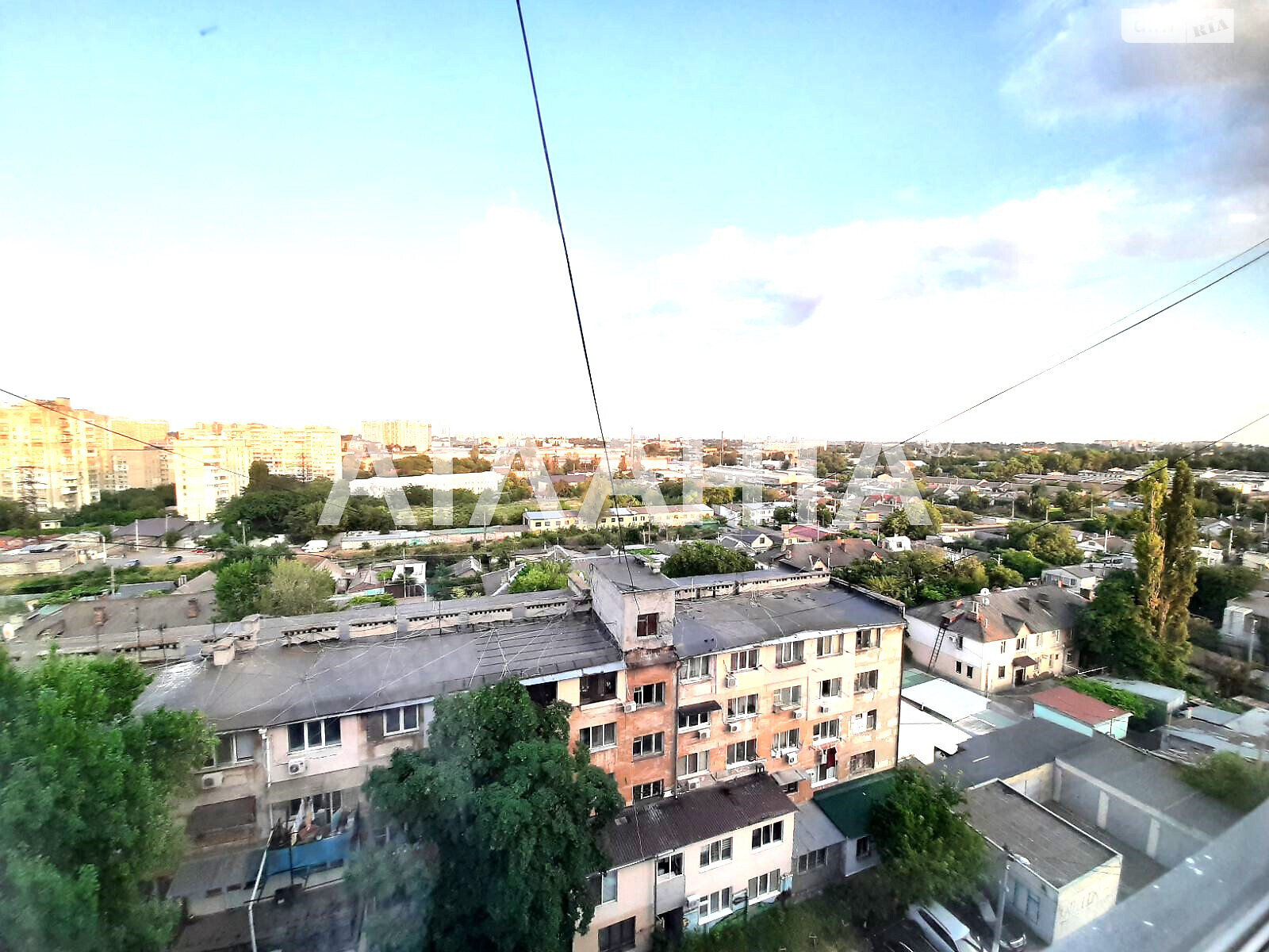 Продажа трехкомнатной квартиры в Одессе, на ул. Парковая, район Хаджибейский фото 1