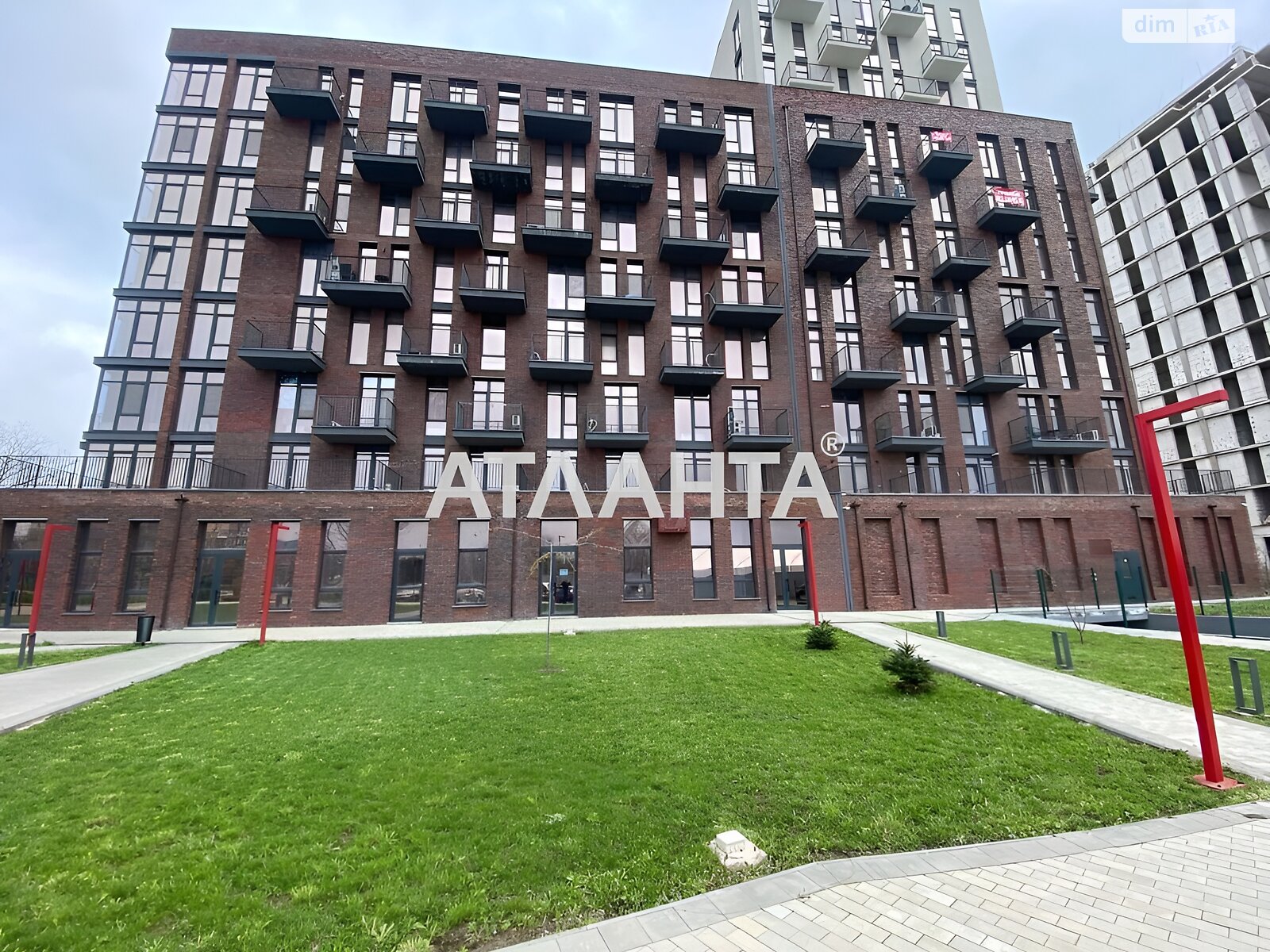Продажа однокомнатной квартиры в Одессе, на ул. Радостная, район Хаджибейский фото 3 Продажа однокомнатной квартиры в Одессе, на ул. Радостная, район Хаджибейский фото 3