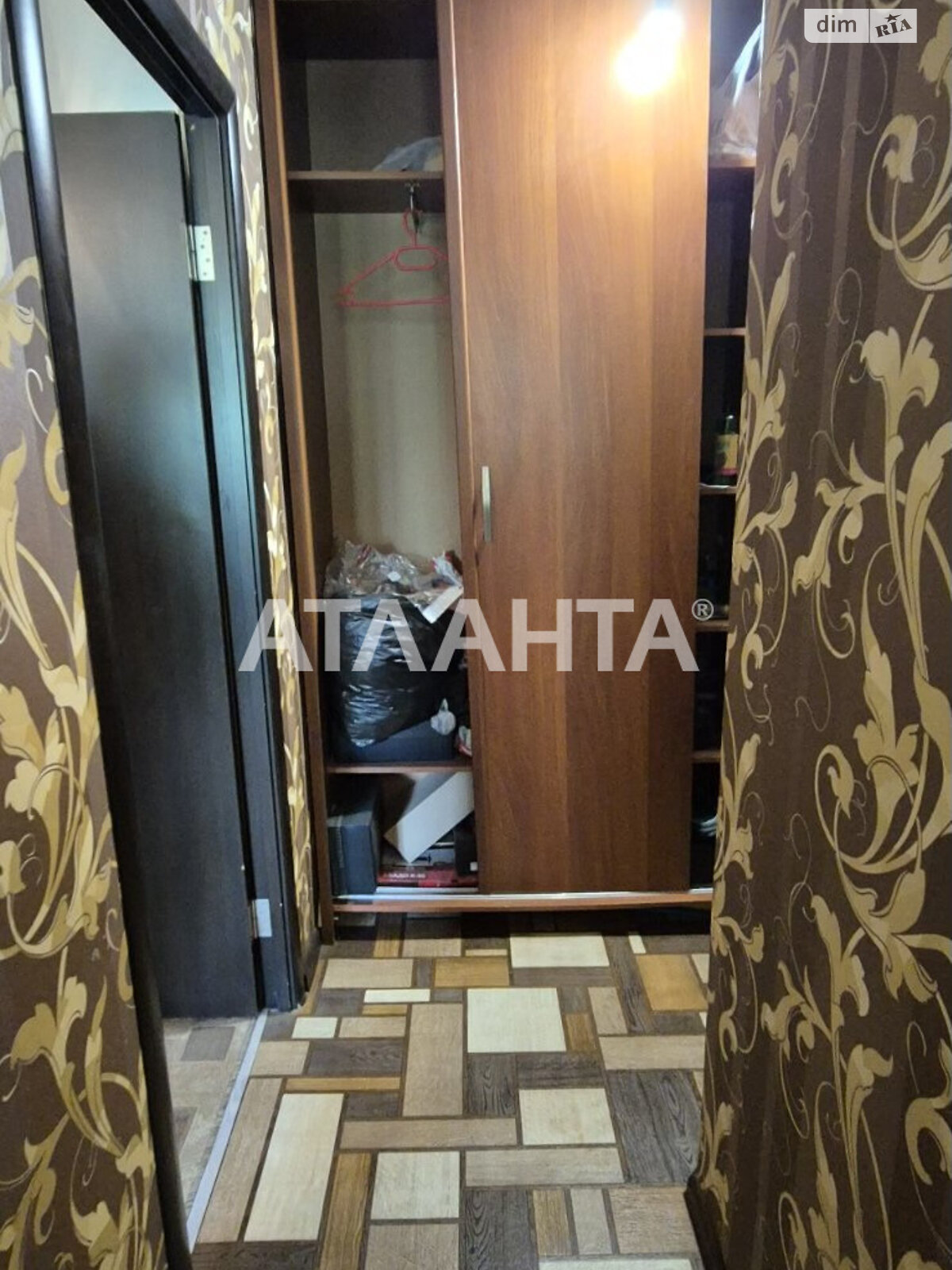 Продаж однокімнатної квартири в Одесі, на вул. Ріхтера Святослава, район Хаджибейський фото 1 Продаж однокімнатної квартири в Одесі, на вул. Ріхтера Святослава, район Хаджибейський фото 1