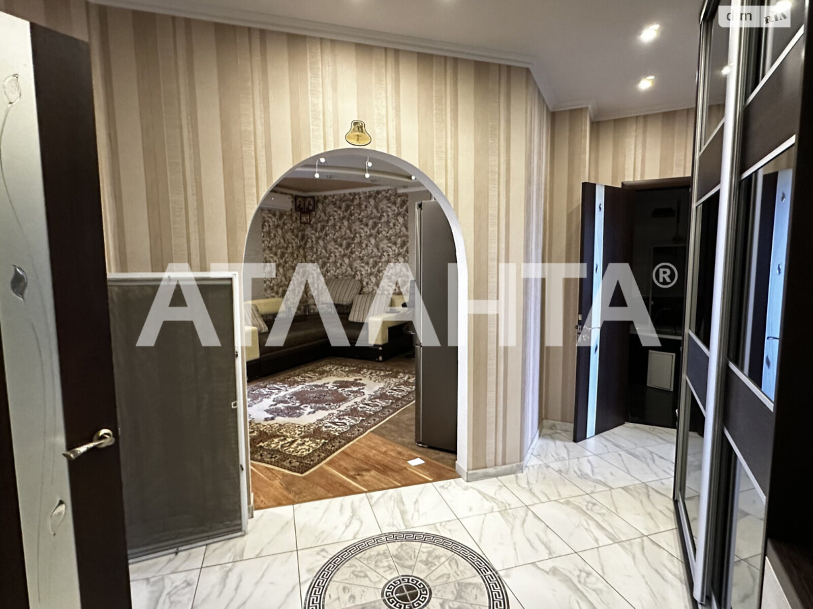 Продажа двухкомнатной квартиры в Одессе, на ул. Шота Руставели 9, район Хаджибейский фото 1 Продажа двухкомнатной квартиры в Одессе, на ул. Шота Руставели 9, район Хаджибейский фото 1
