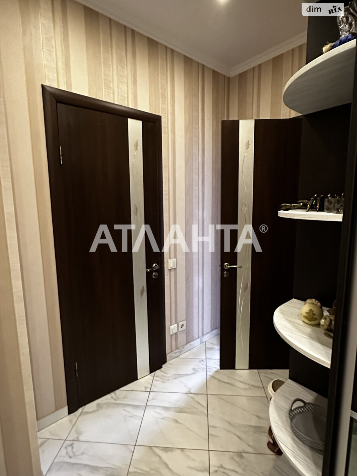Продажа двухкомнатной квартиры в Одессе, на ул. Шота Руставели 9, район Хаджибейский фото 1 Продажа двухкомнатной квартиры в Одессе, на ул. Шота Руставели 9, район Хаджибейский фото 1