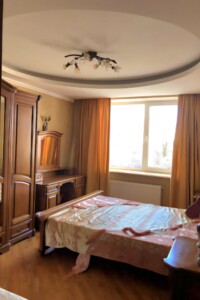 Продаж трикімнатної квартири в Одесі, на вул. Старицького, район Хаджибейський фото 2