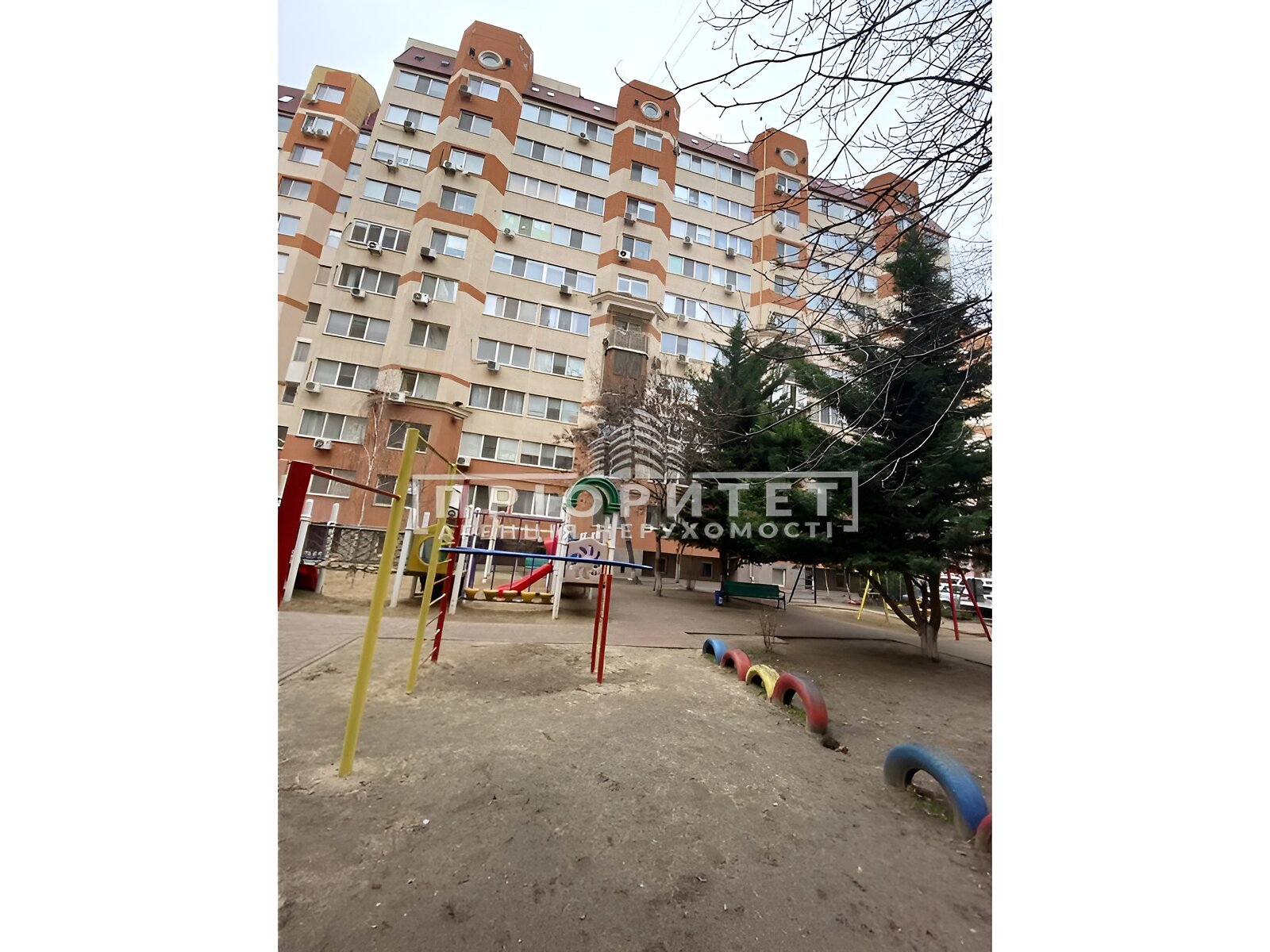 Продаж трикімнатної квартири в Одесі, на вул. Старицького, район Хаджибейський фото 1 Продаж трикімнатної квартири в Одесі, на вул. Старицького, район Хаджибейський фото 1