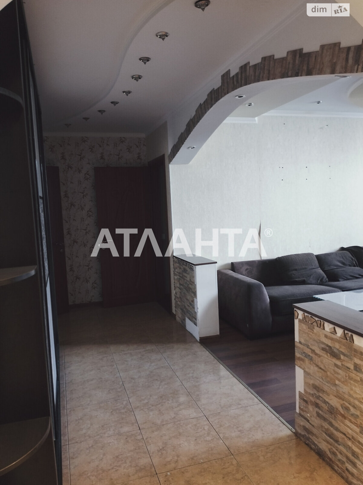 Продаж трикімнатної квартири в Одесі, на вул. Старицького, район Хаджибейський фото 1 Продаж трикімнатної квартири в Одесі, на вул. Старицького, район Хаджибейський фото 1