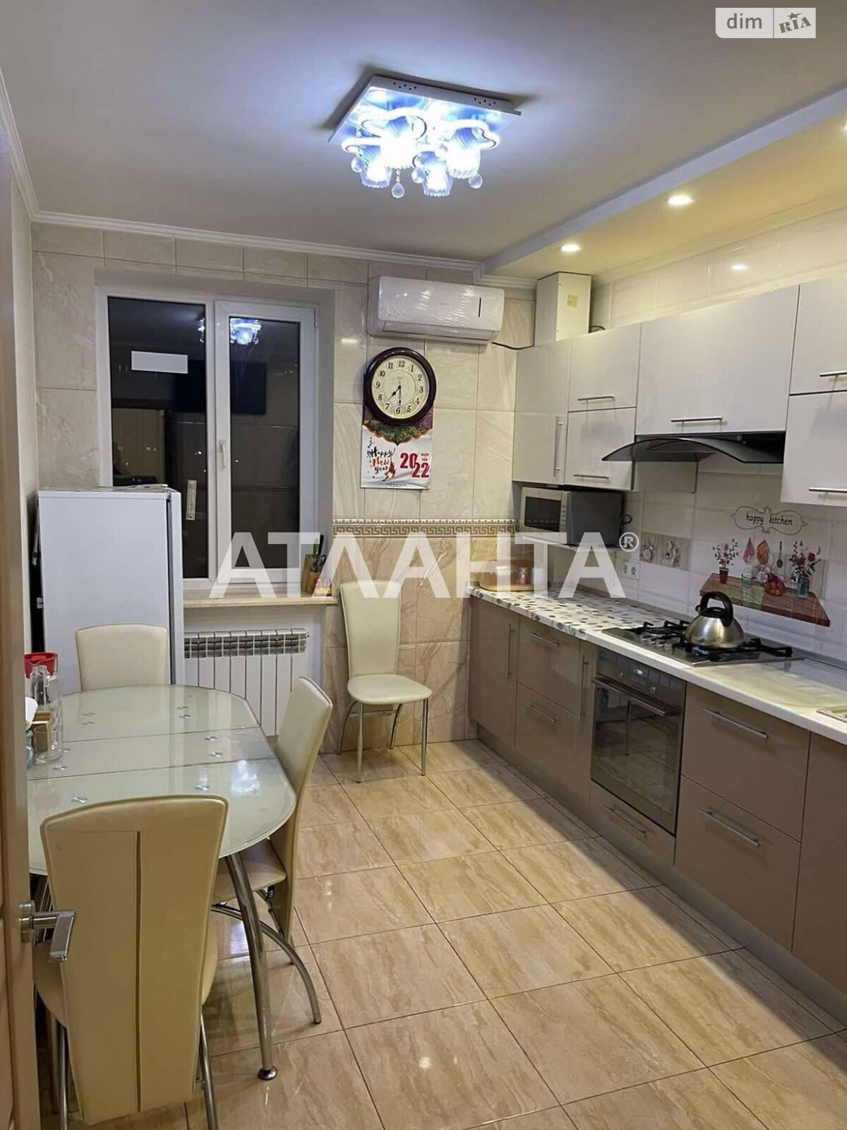 Продажа двухкомнатной квартиры в Одессе, на ул. Старицкого, район Хаджибейский фото 1 Продажа двухкомнатной квартиры в Одессе, на ул. Старицкого, район Хаджибейский фото 1