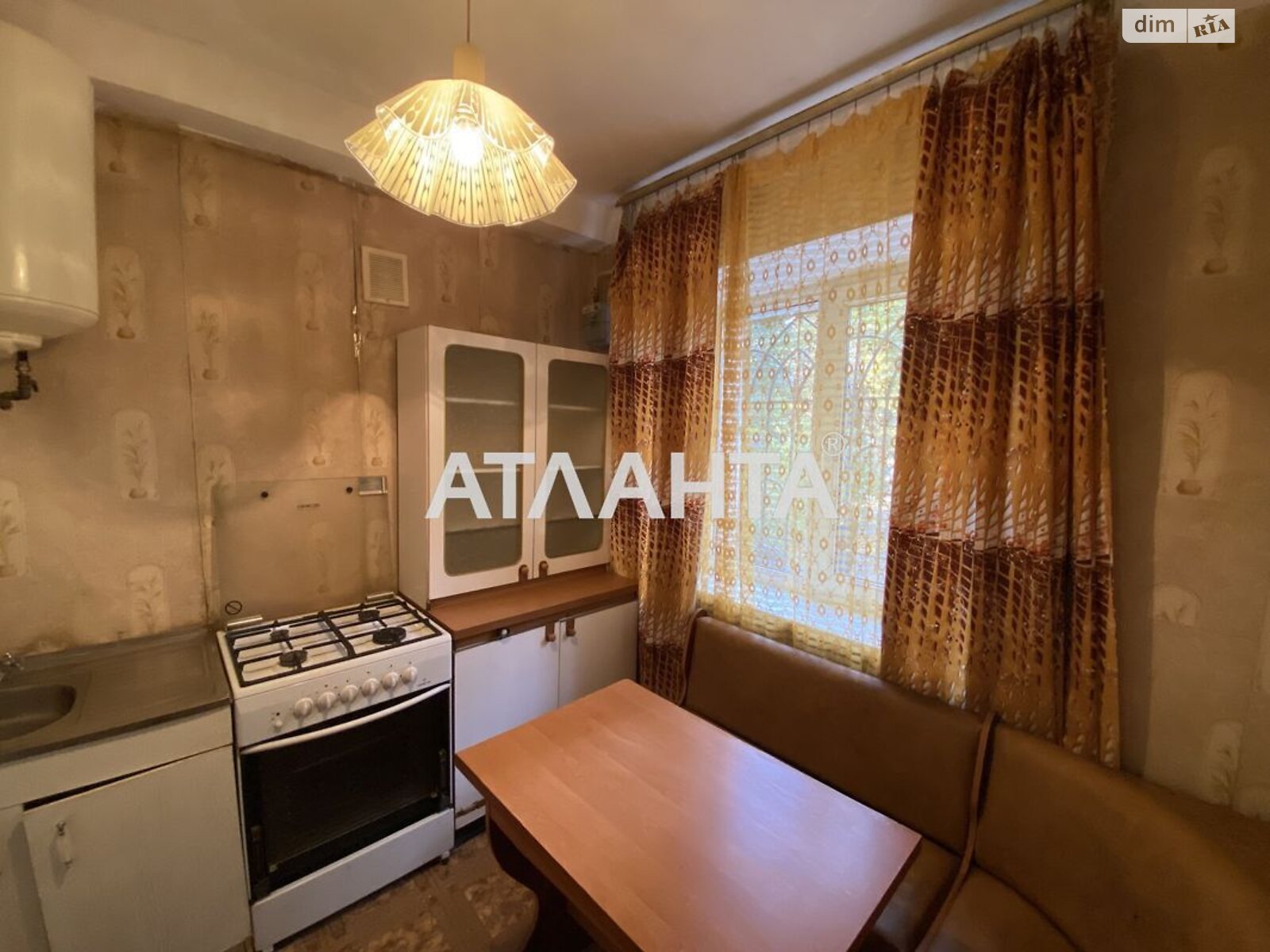 Продаж трикімнатної квартири в Одесі, на вул. Героїв Крут, район Хаджибейський фото 1