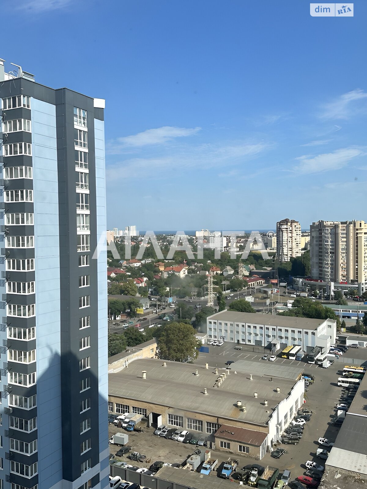 Продажа однокомнатной квартиры в Одессе, на ул. Варненская, район Хаджибейский фото 1 Продажа однокомнатной квартиры в Одессе, на ул. Варненская, район Хаджибейский фото 1