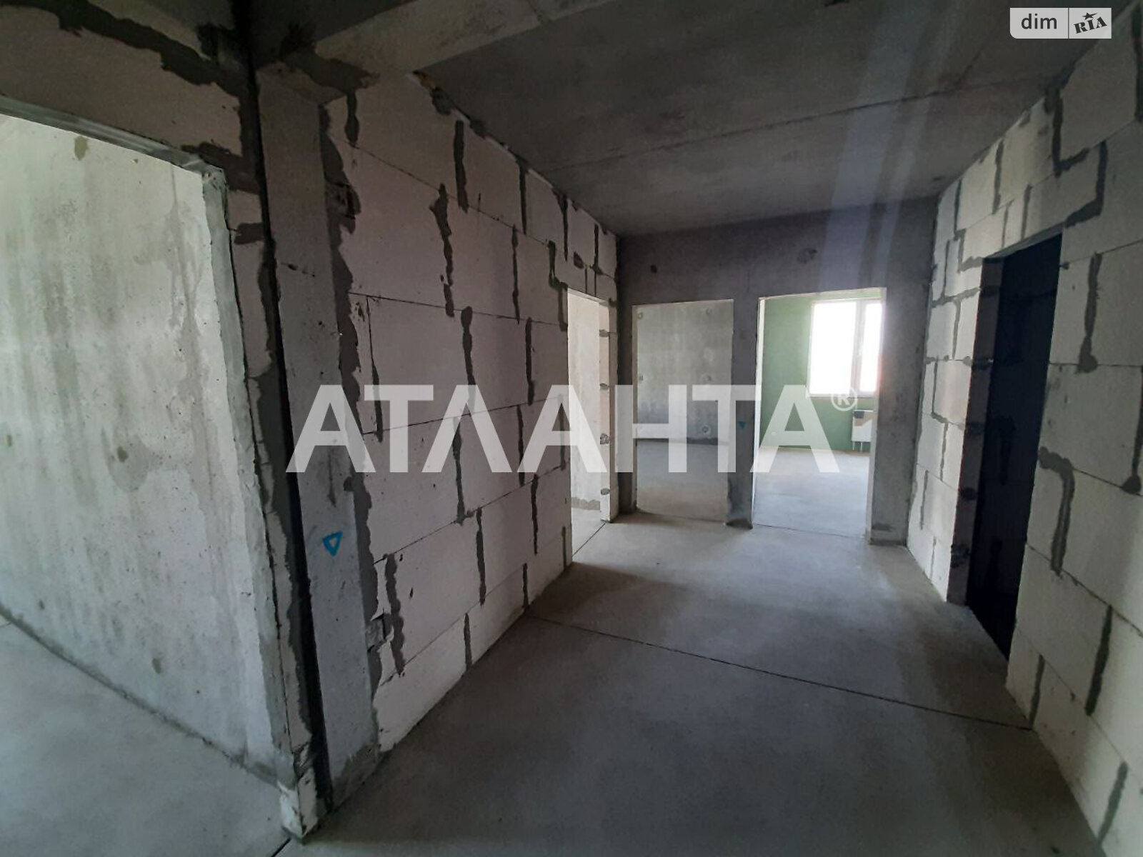 Продаж трикімнатної квартири в Одесі, на вул. Варненська, район Хаджибейський фото 1 Продаж трикімнатної квартири в Одесі, на вул. Варненська, район Хаджибейський фото 1