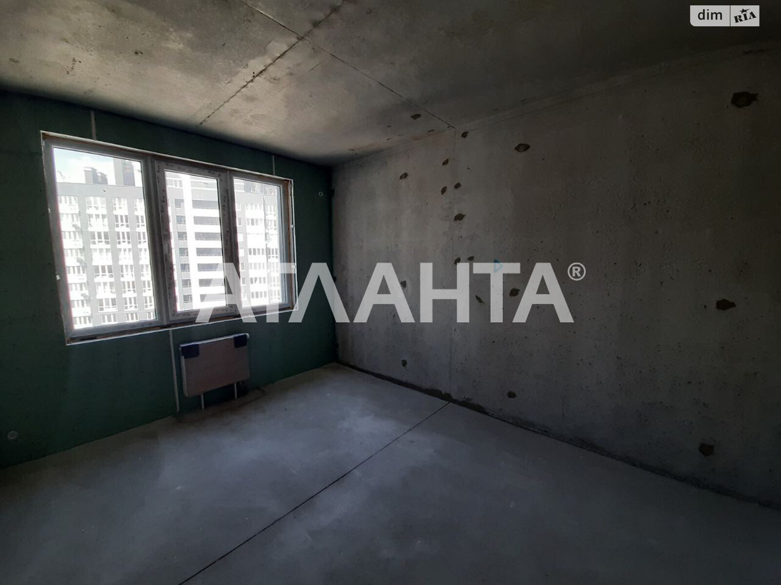 Продаж трикімнатної квартири в Одесі, на вул. Варненська, район Хаджибейський фото 1 Продаж трикімнатної квартири в Одесі, на вул. Варненська, район Хаджибейський фото 1
