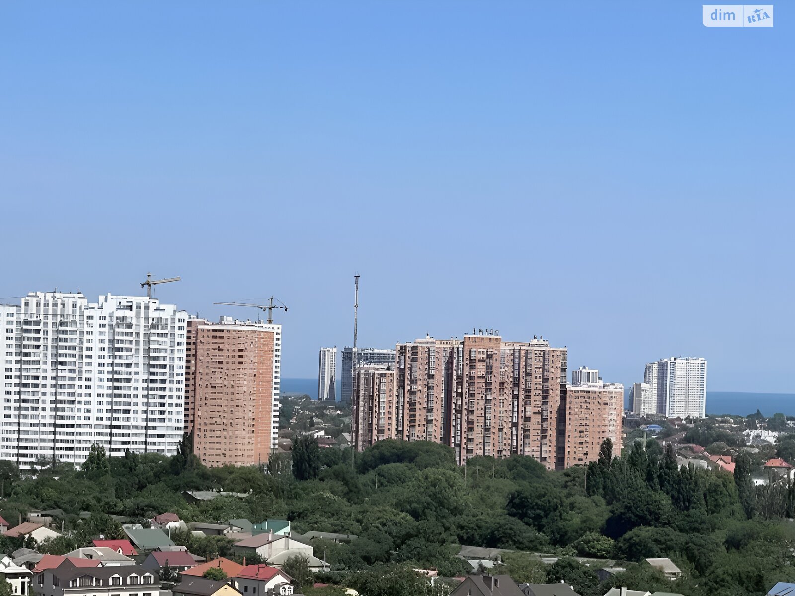 Продаж однокімнатної квартири в Одесі, на вул. Варненська, район Хаджибейський фото 1 Продаж однокімнатної квартири в Одесі, на вул. Варненська, район Хаджибейський фото 1