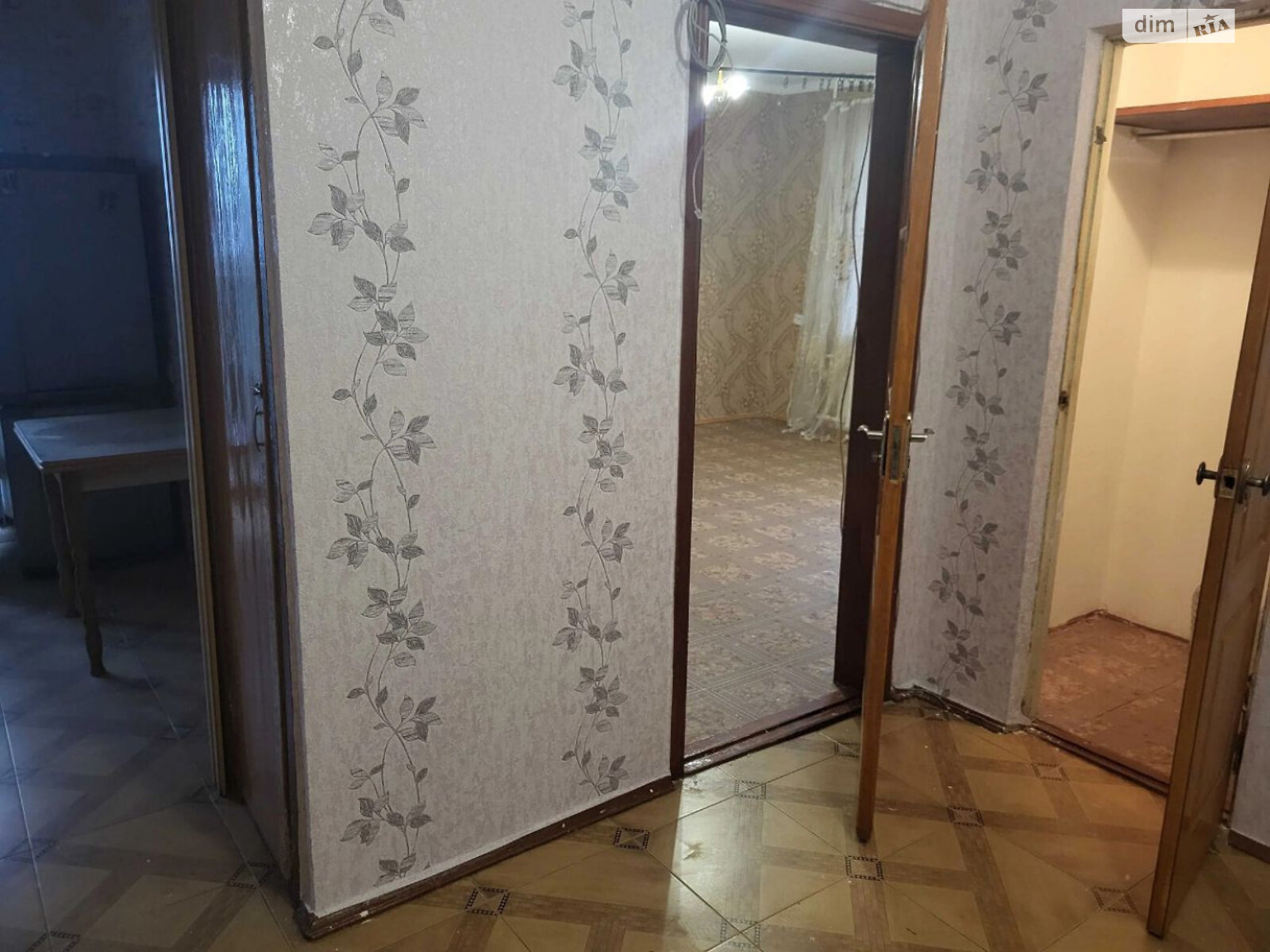 Продажа однокомнатной квартиры в Одессе, на ул. Варненская, район Хаджибейский фото 1 Продажа однокомнатной квартиры в Одессе, на ул. Варненская, район Хаджибейский фото 1