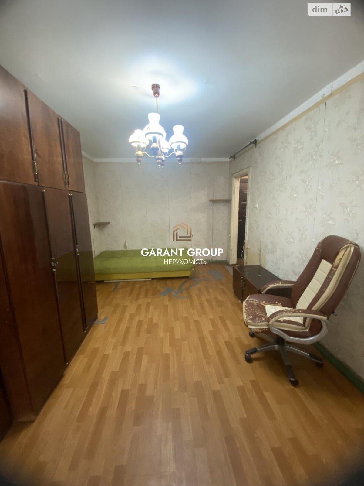Продаж однокімнатної квартири в Одесі, на вул. Варненська, район Хаджибейський фото 1 Продаж однокімнатної квартири в Одесі, на вул. Варненська, район Хаджибейський фото 1