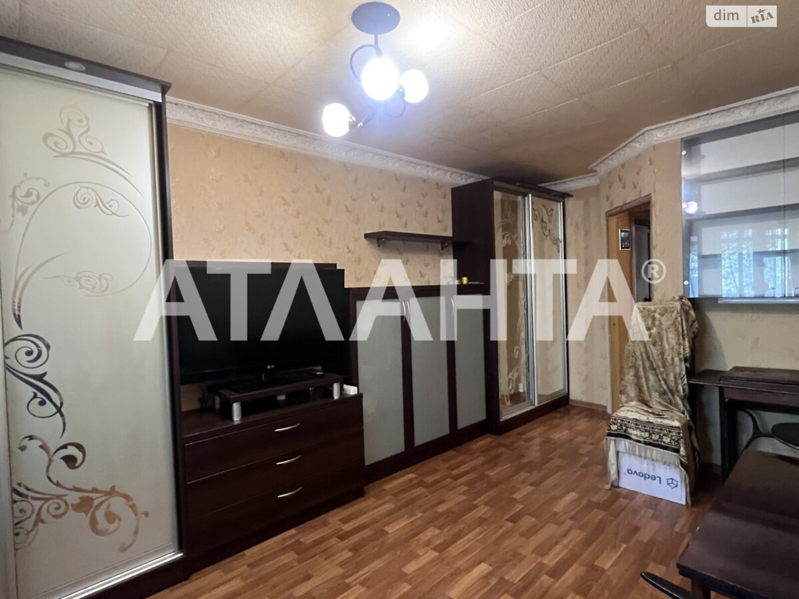 Продажа двухкомнатной квартиры в Одессе, на ул. Варненская, район Хаджибейский фото 1 Продажа двухкомнатной квартиры в Одессе, на ул. Варненская, район Хаджибейский фото 1