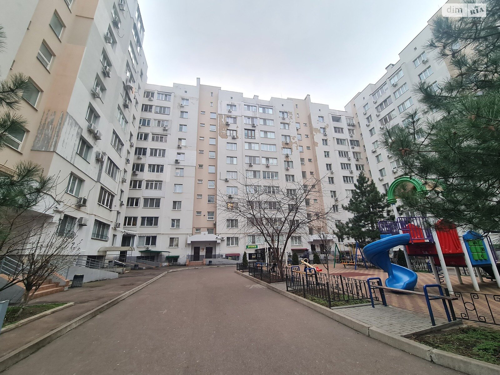 Продаж трикімнатної квартири в Одесі, на вул. Якова Бреуса, район Хаджибейський фото 1 Продаж трикімнатної квартири в Одесі, на вул. Якова Бреуса, район Хаджибейський фото 1