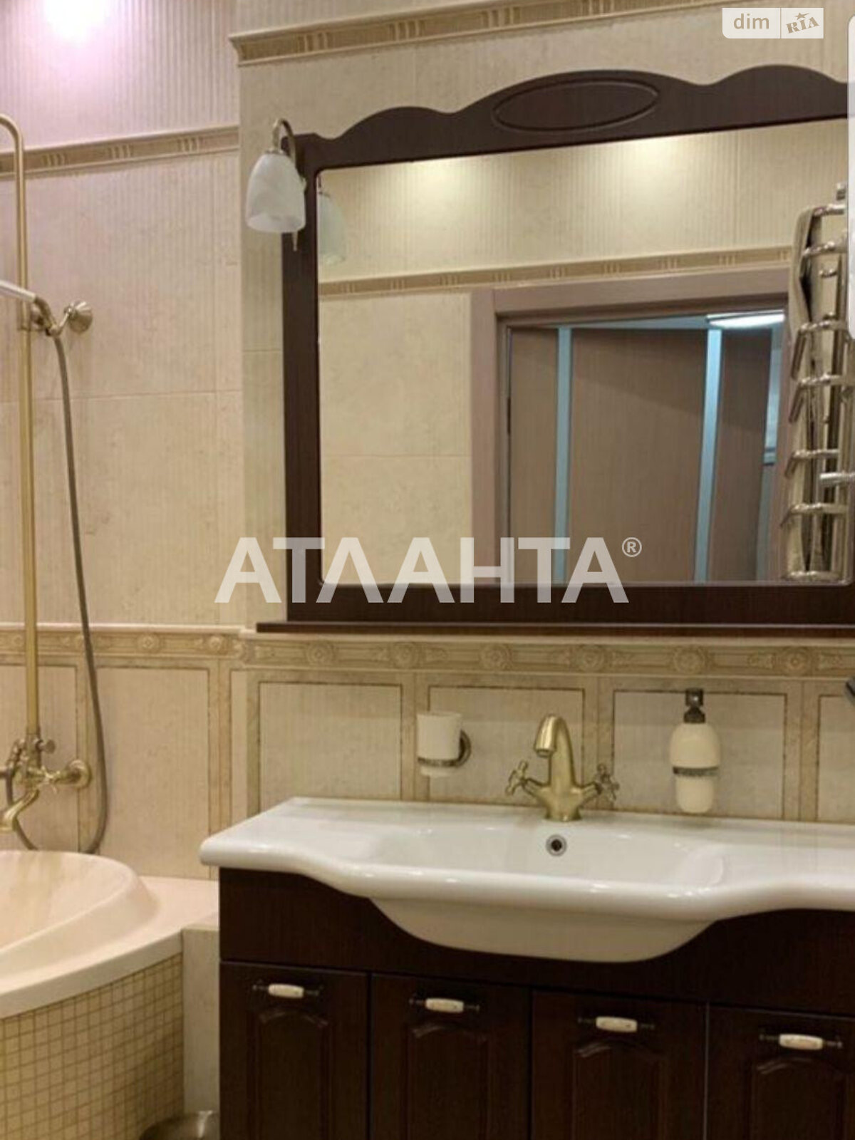 Продажа двухкомнатной квартиры в Одессе, на ул. Якова Бреуса 63/1, район Хаджибейский фото 1 Продажа двухкомнатной квартиры в Одессе, на ул. Якова Бреуса 63/1, район Хаджибейский фото 1