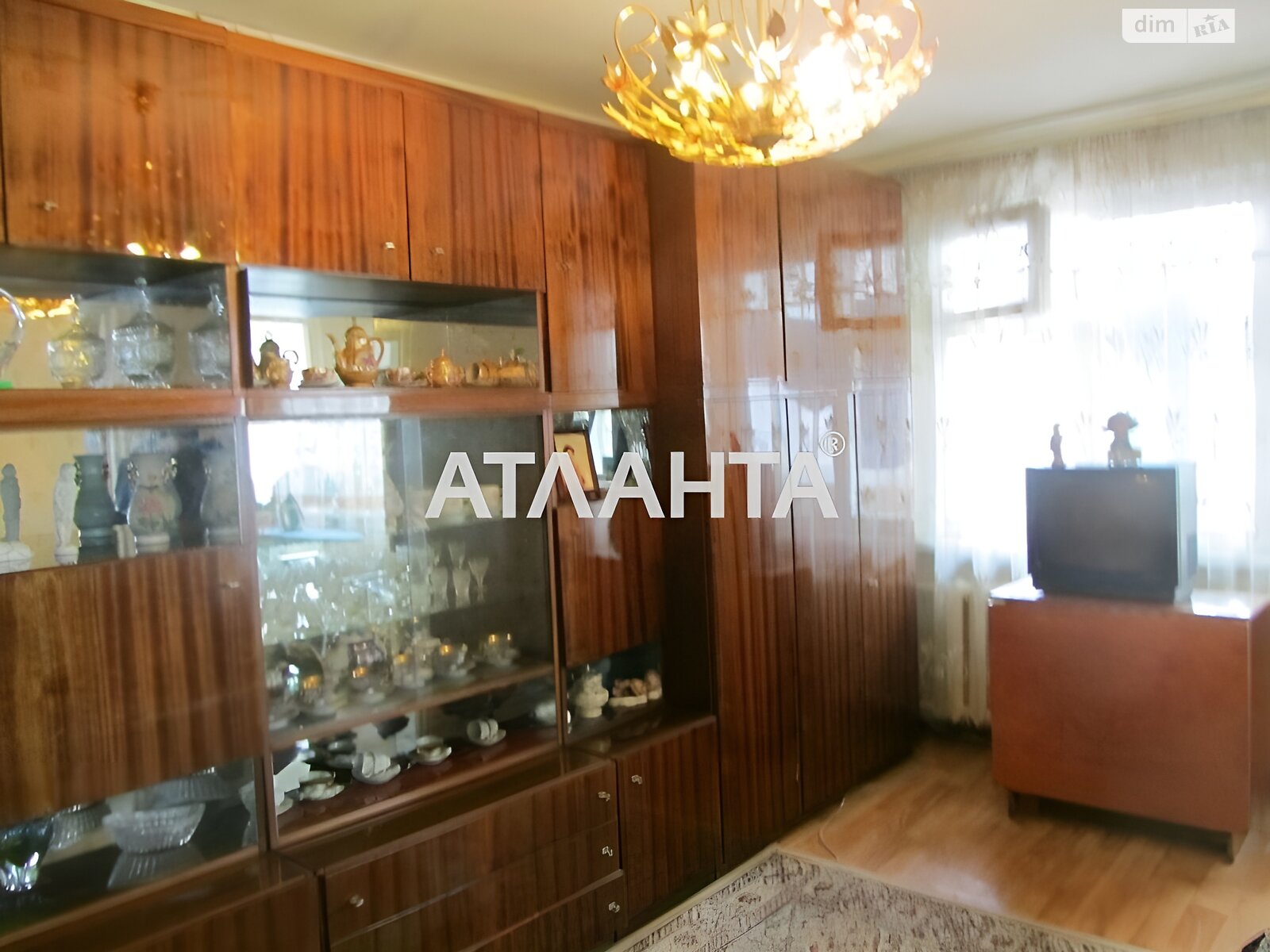 Продаж чотирикімнатної квартири в Одесі, на вул. Комітетська, район Хаджибейський фото 1 Продаж чотирикімнатної квартири в Одесі, на вул. Комітетська, район Хаджибейський фото 1