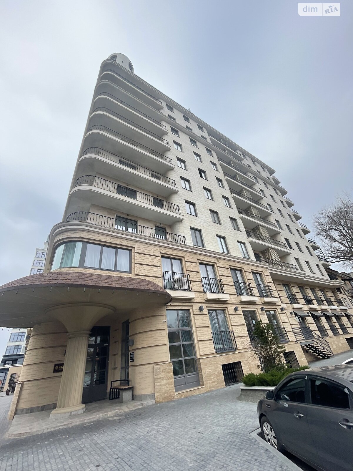 Продажа двухкомнатной квартиры в Одессе, на ул. Морская 8А, фото 1 Продажа двухкомнатной квартиры в Одессе, на ул. Морская 8А, фото 1
