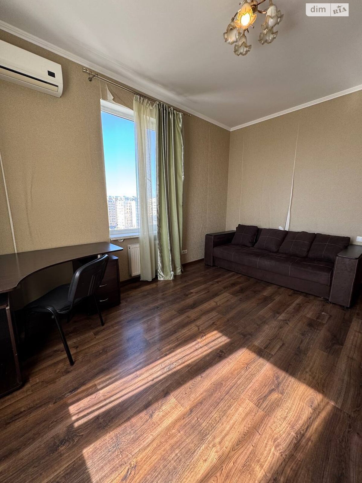 Продажа двухкомнатной квартиры в Одессе, на пер. Испанский, кв. 72, фото 1 Продажа двухкомнатной квартиры в Одессе, на пер. Испанский, кв. 72, фото 1
