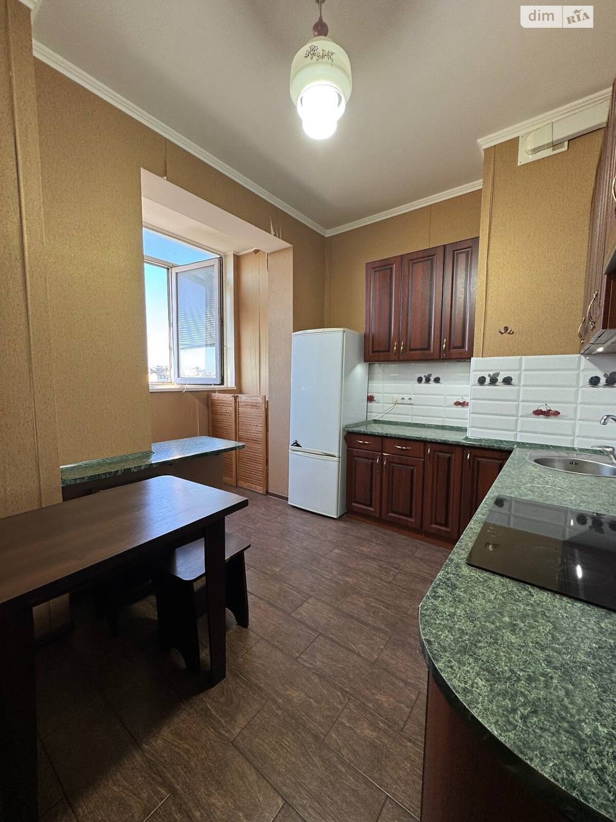 Продажа двухкомнатной квартиры в Одессе, на пер. Испанский, кв. 72, фото 1 Продажа двухкомнатной квартиры в Одессе, на пер. Испанский, кв. 72, фото 1
