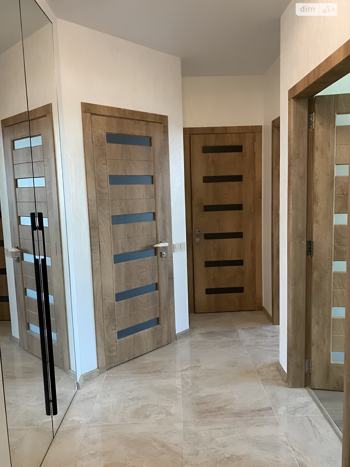 Продаж двокімнатної квартири в Одесі, на вул. Перлинна 1, район Приморський фото 1 Продаж двокімнатної квартири в Одесі, на вул. Перлинна 1, район Приморський фото 1