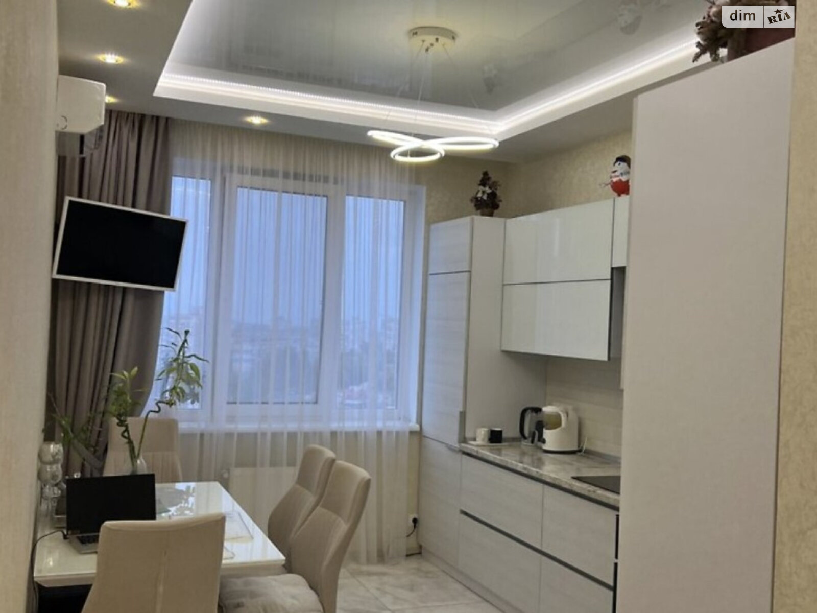 Продажа двухкомнатной квартиры в Одессе, на ул. Жемчужная, фото 1 Продажа двухкомнатной квартиры в Одессе, на ул. Жемчужная, фото 1