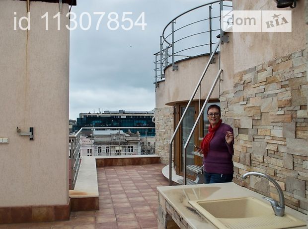 Продажа пятикомнатной квартиры в Одессе, на пл. Греческая район Центр фото 1 Продажа пятикомнатной квартиры в Одессе, на пл. Греческая район Центр фото 1