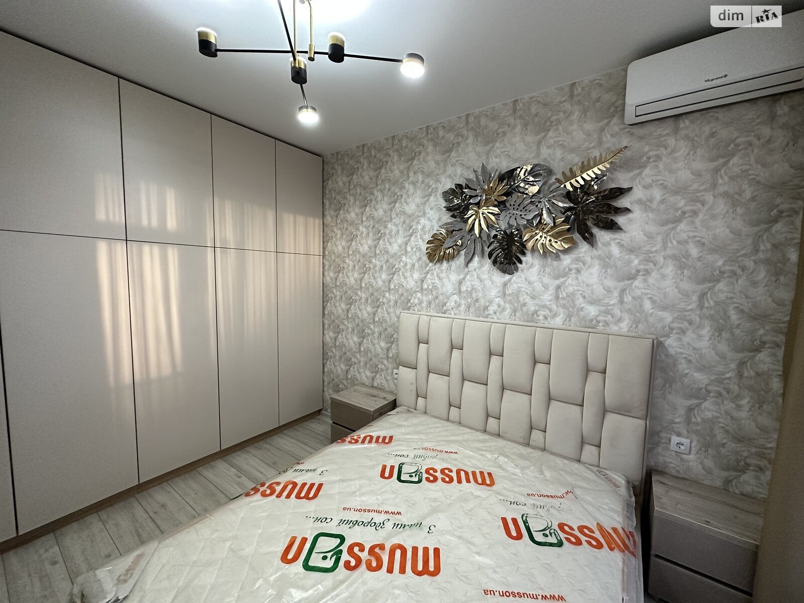 Продажа двухкомнатной квартиры в Одессе, на ул. Каманина 20, фото 1